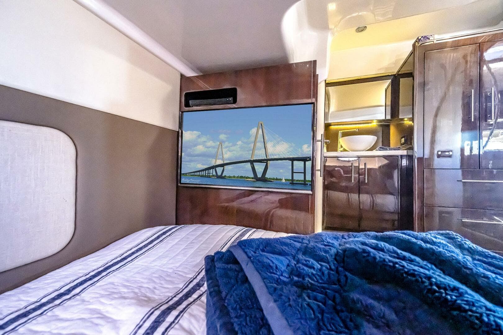 2016 Regal Sport Coupe — photo 39