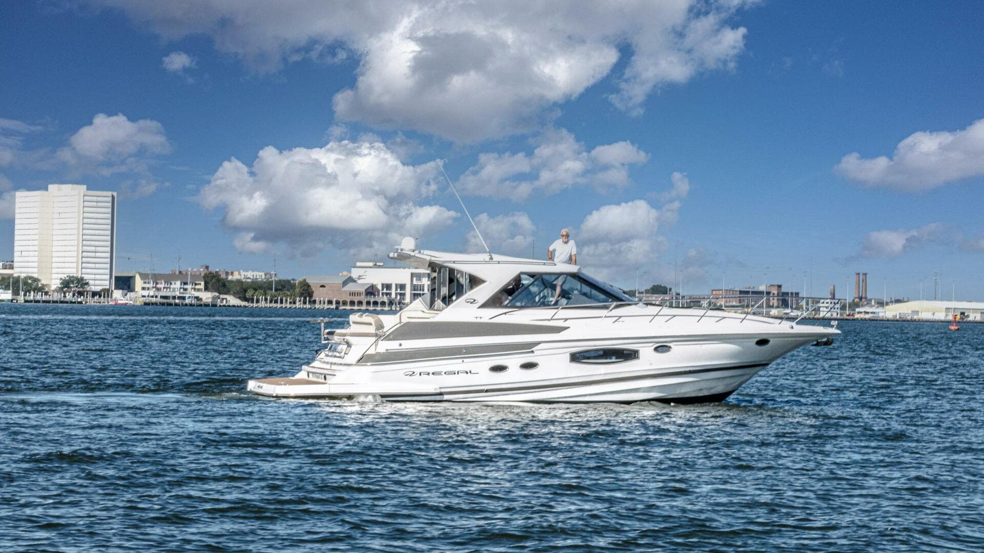 2016 Regal Sport Coupe — photo 82