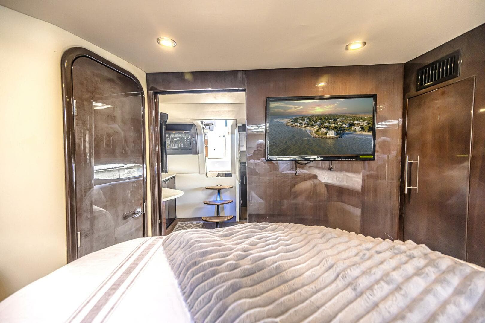 2016 Regal Sport Coupe — photo 32