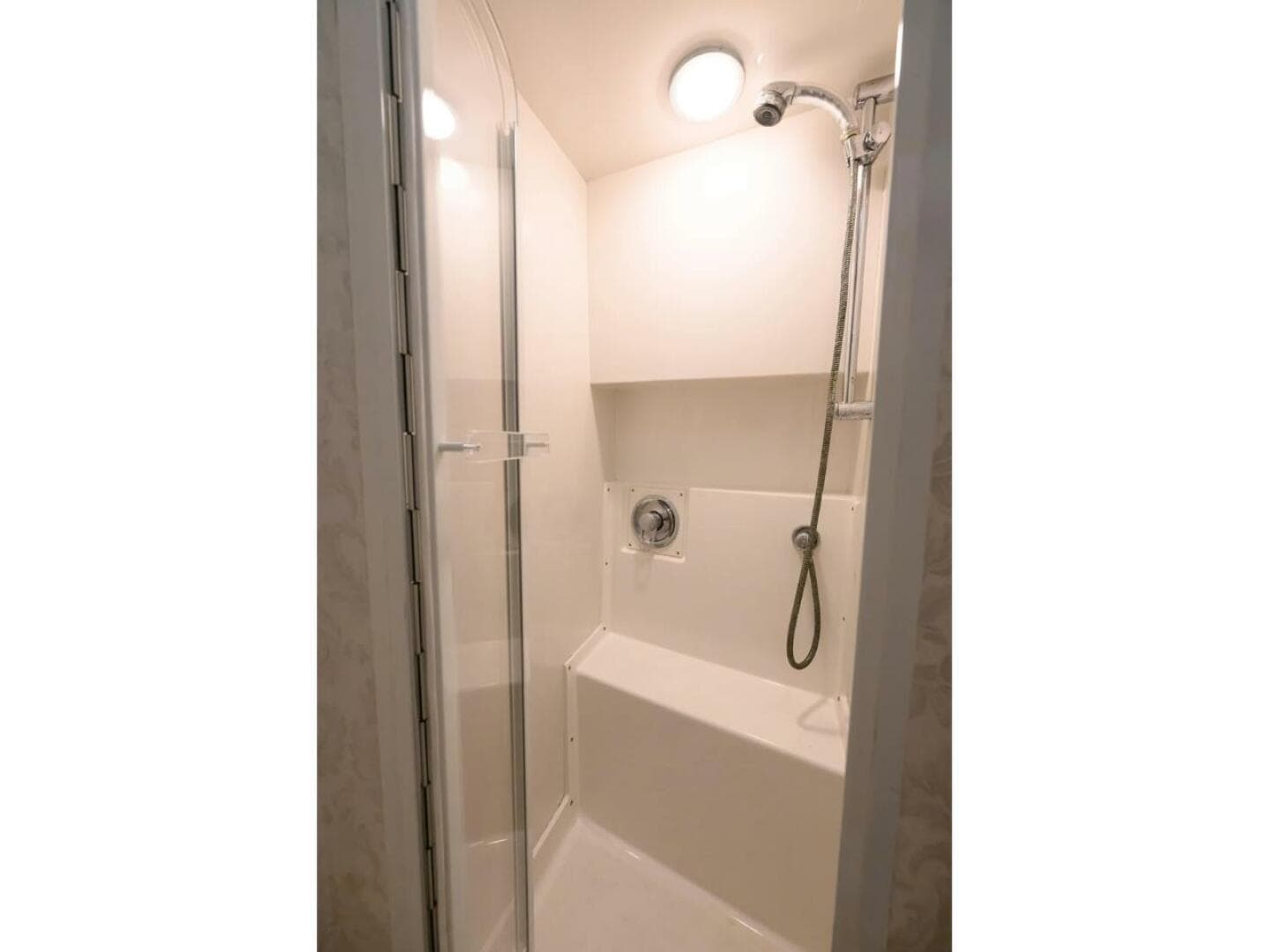 1998 Bertram 36 Moppie — photo 21