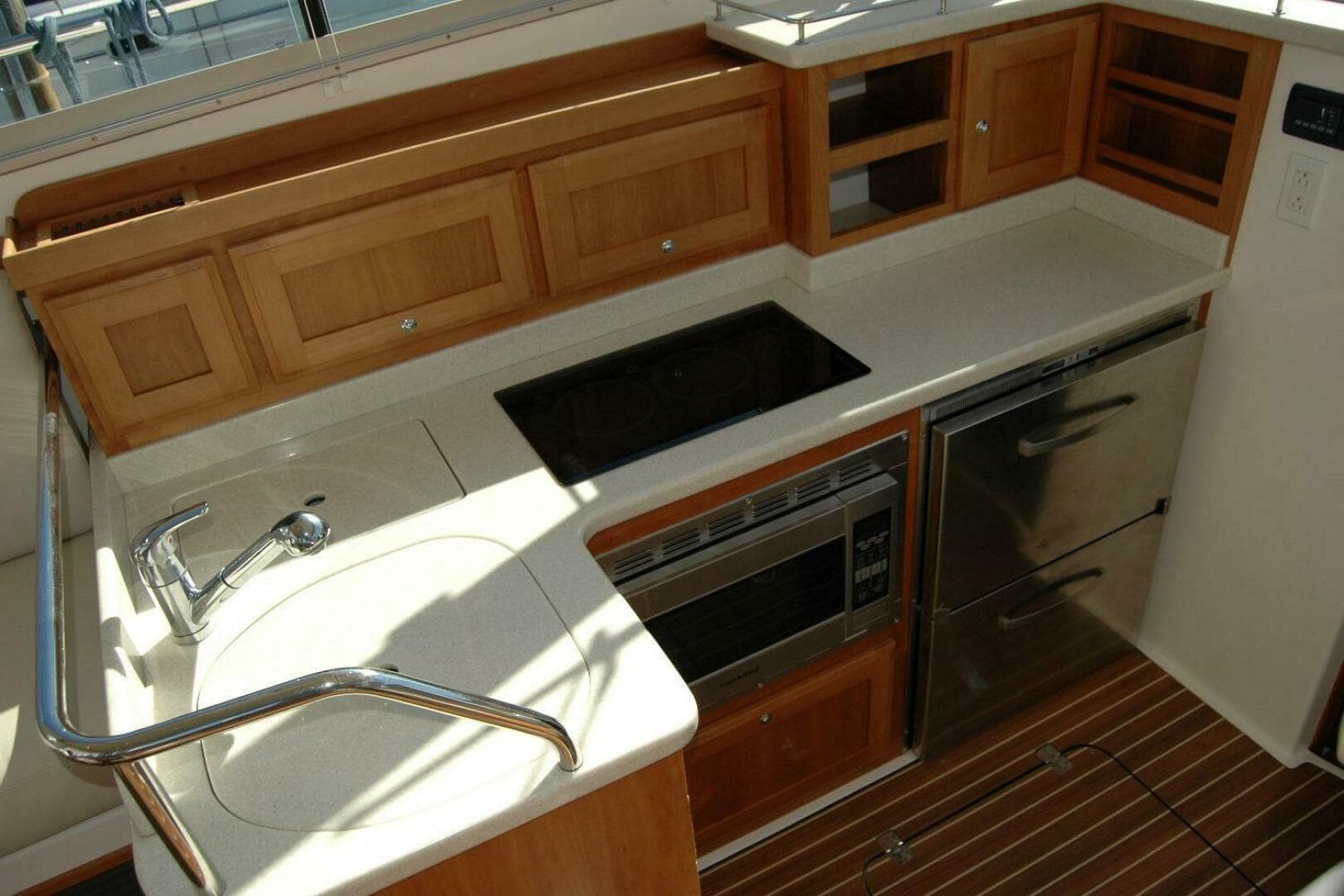 2015 Back Cove 37 — photo 42