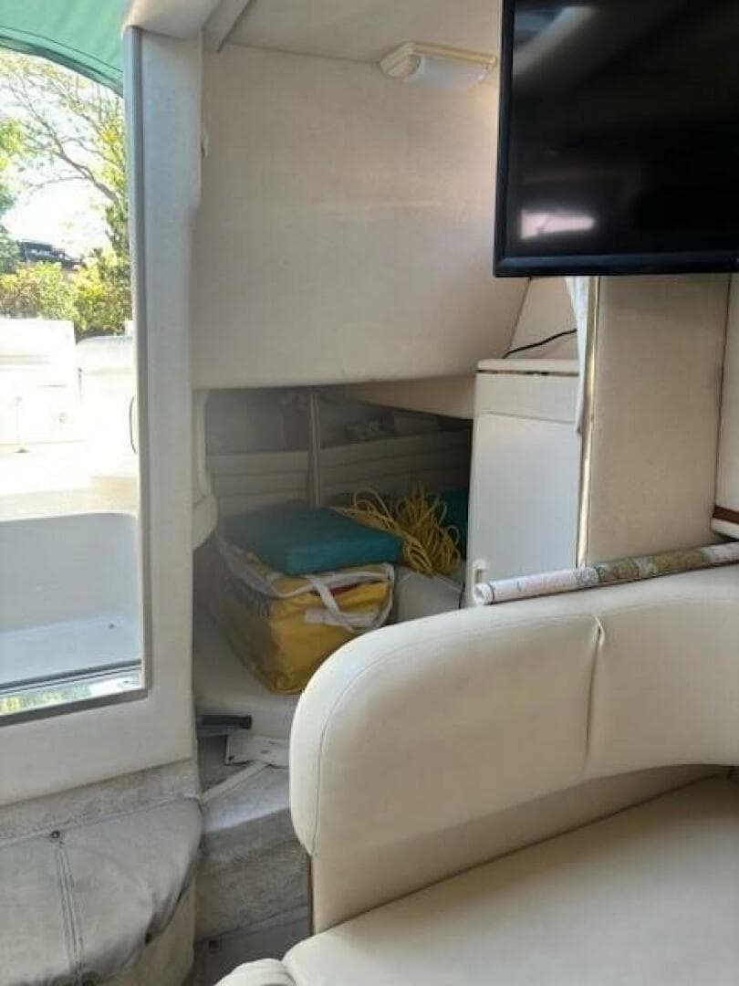 2000 Sea Ray 270 Sundancer — photo 8