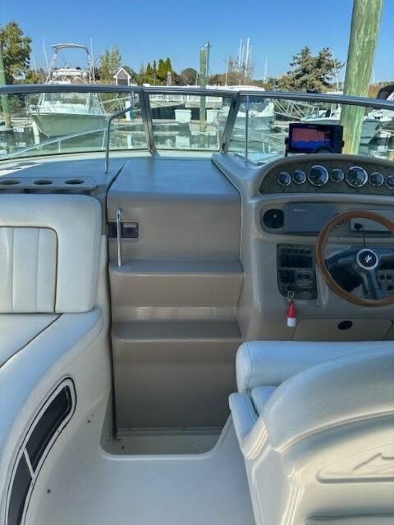 2000 Sea Ray 270 Sundancer — photo 14
