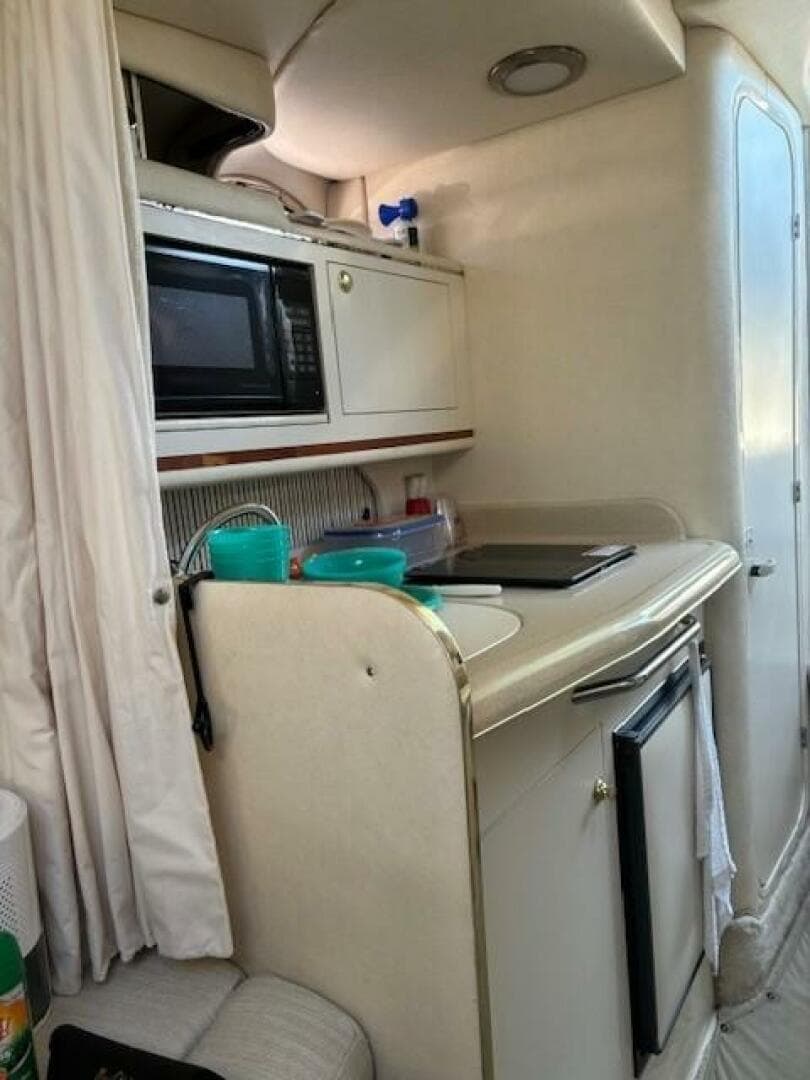 2000 Sea Ray 270 Sundancer — photo 3