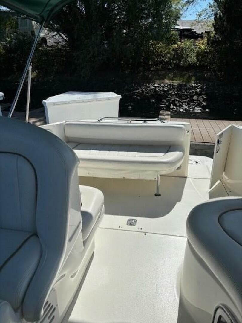 2000 Sea Ray 270 Sundancer — photo 16