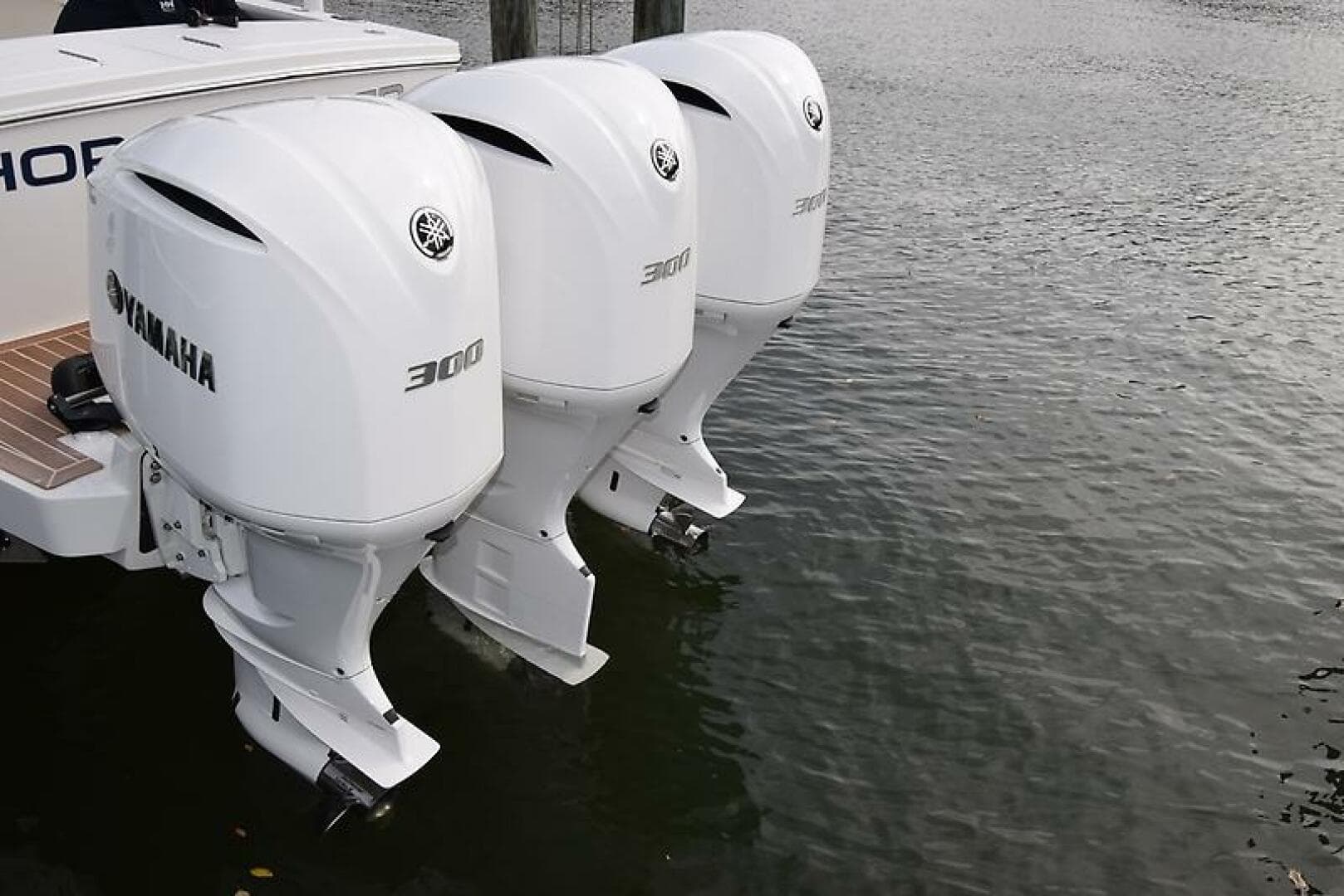 2021 Regulator 34 — photo 13