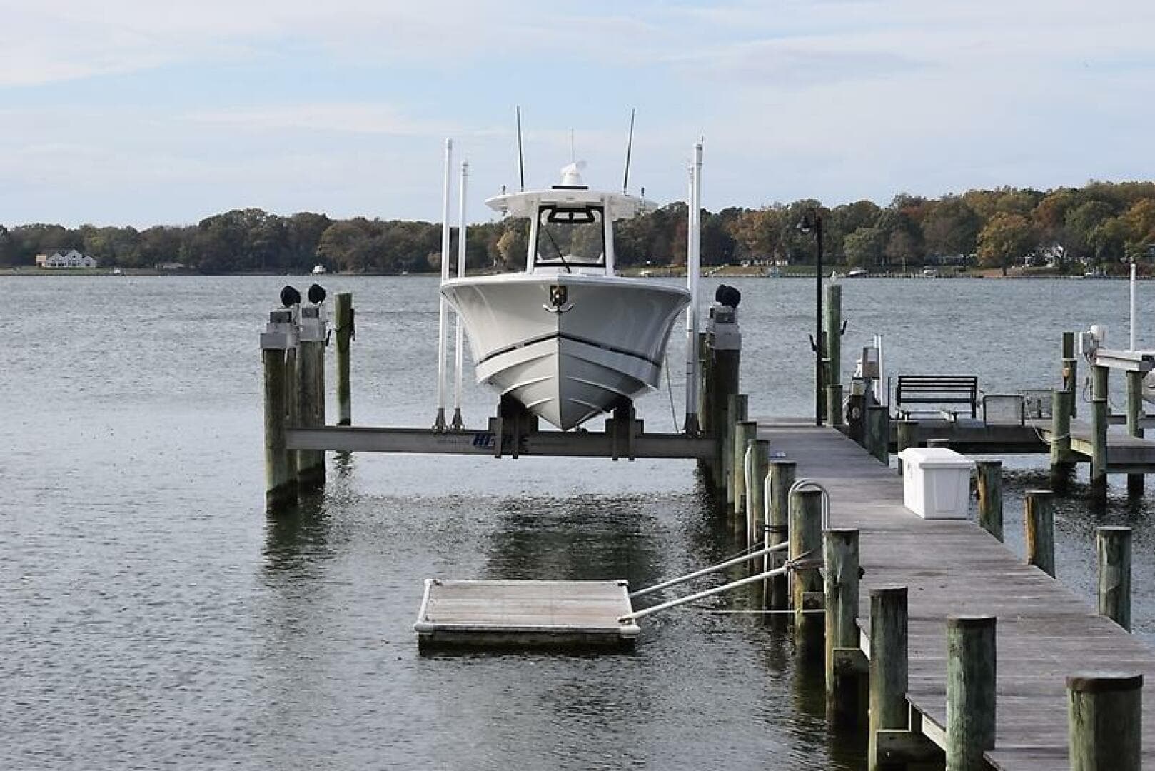 2021 Regulator 34 — photo 43