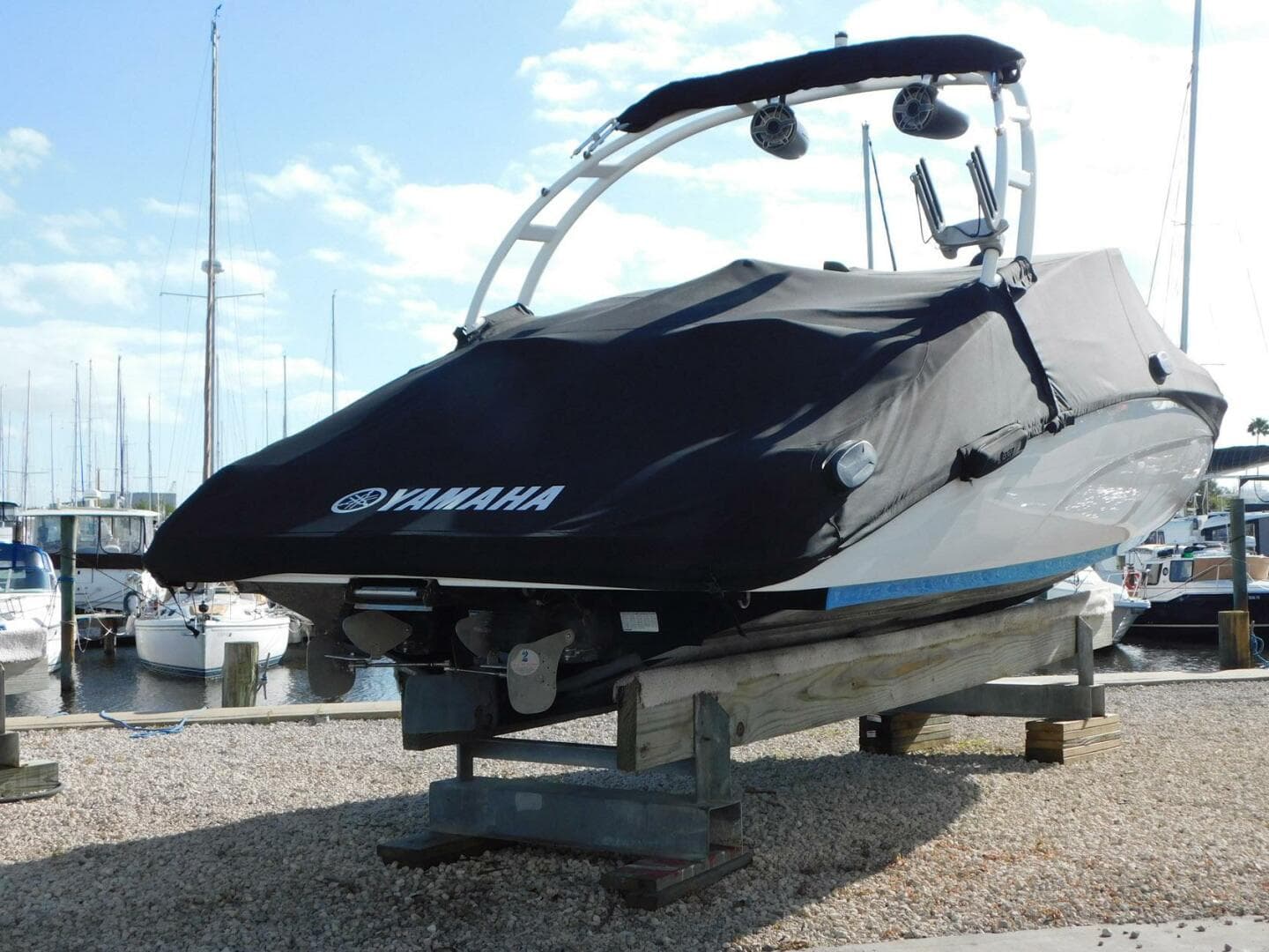 2021 Yamaha Boats Ar 210 — photo 9