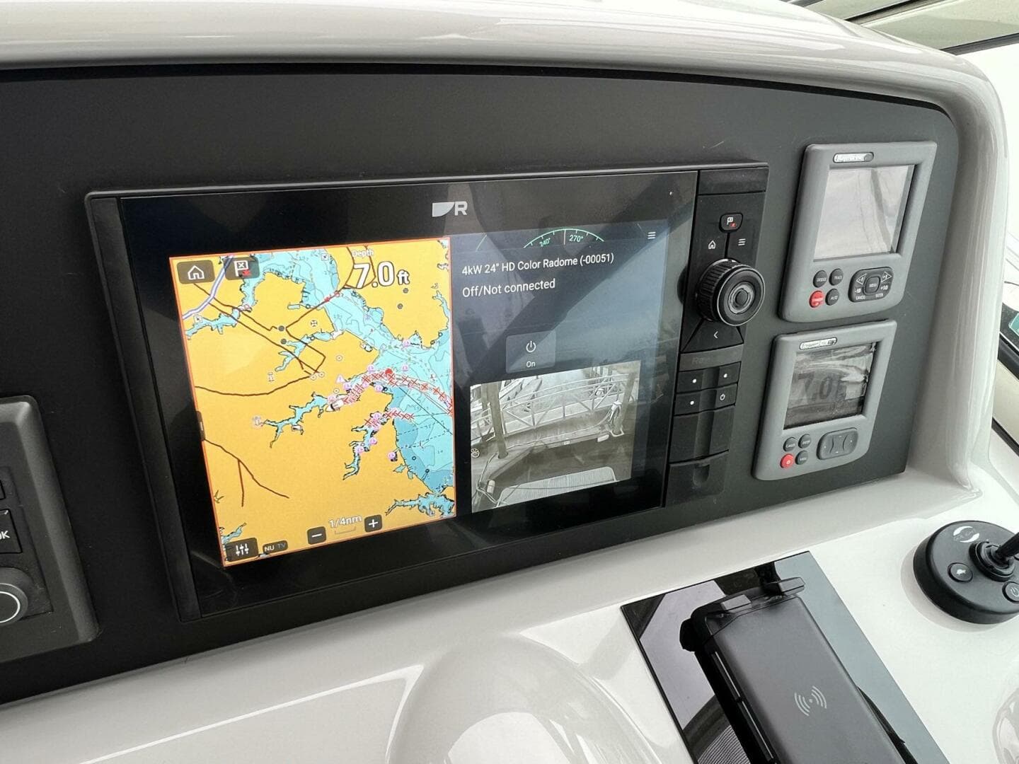 2011 Formula 37 Pc — photo 9