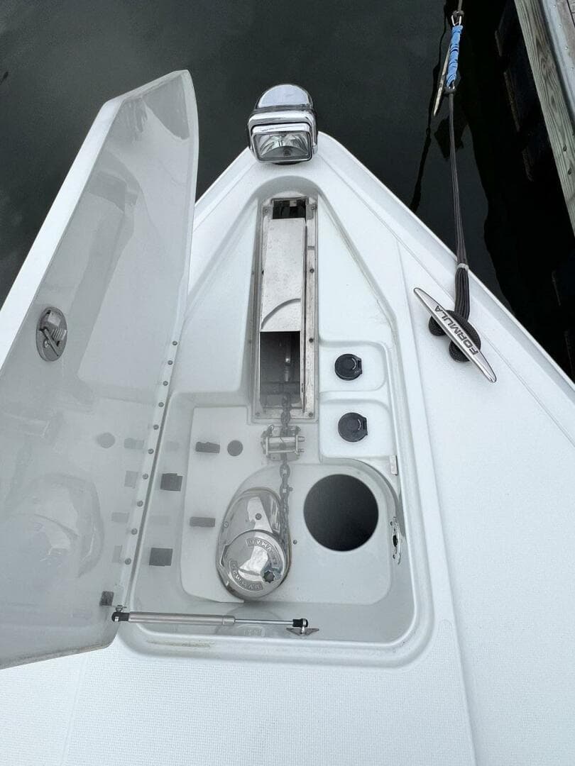 2011 Formula 37 Pc — photo 34