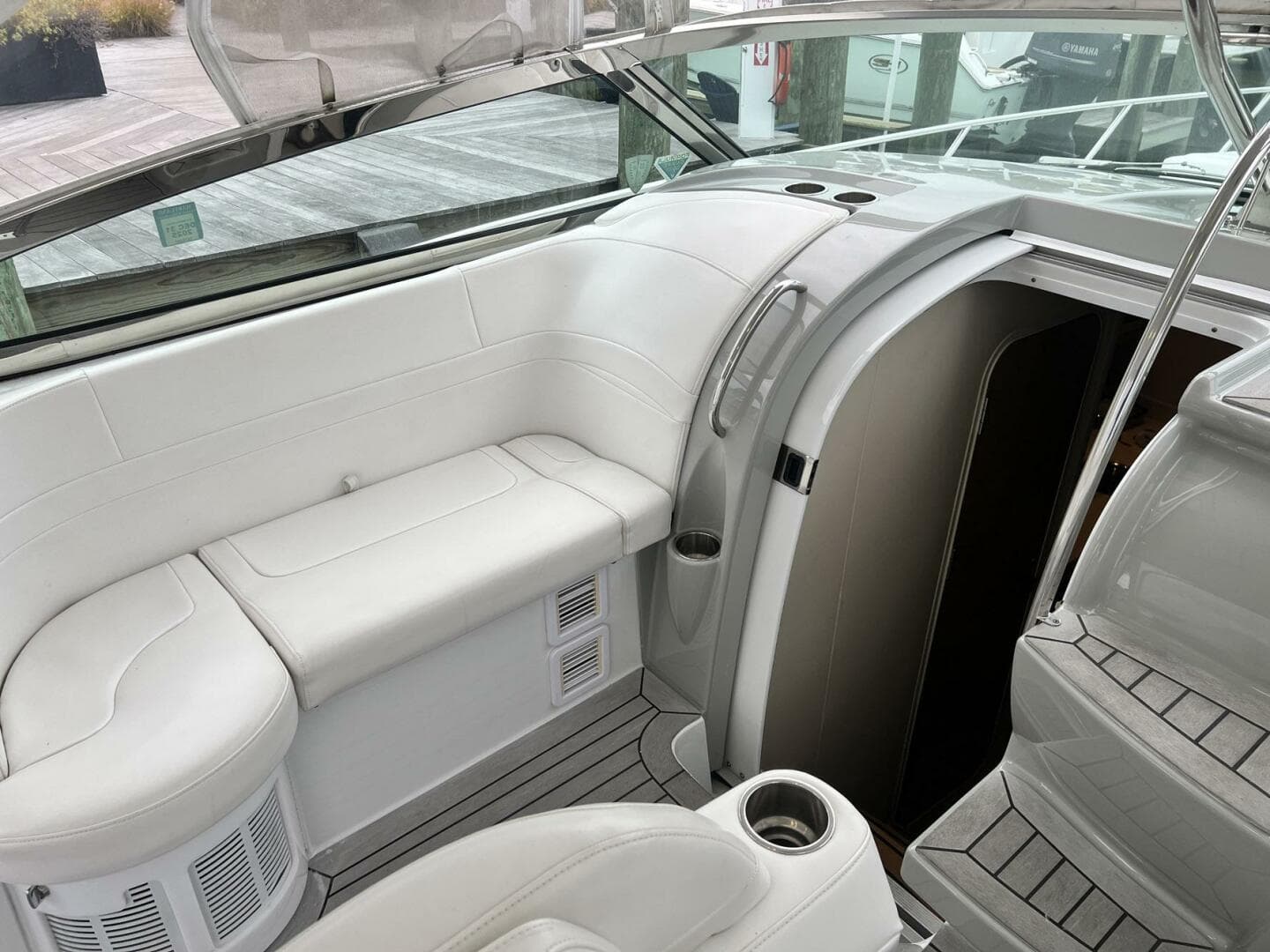 2011 Formula 37 Pc — photo 11