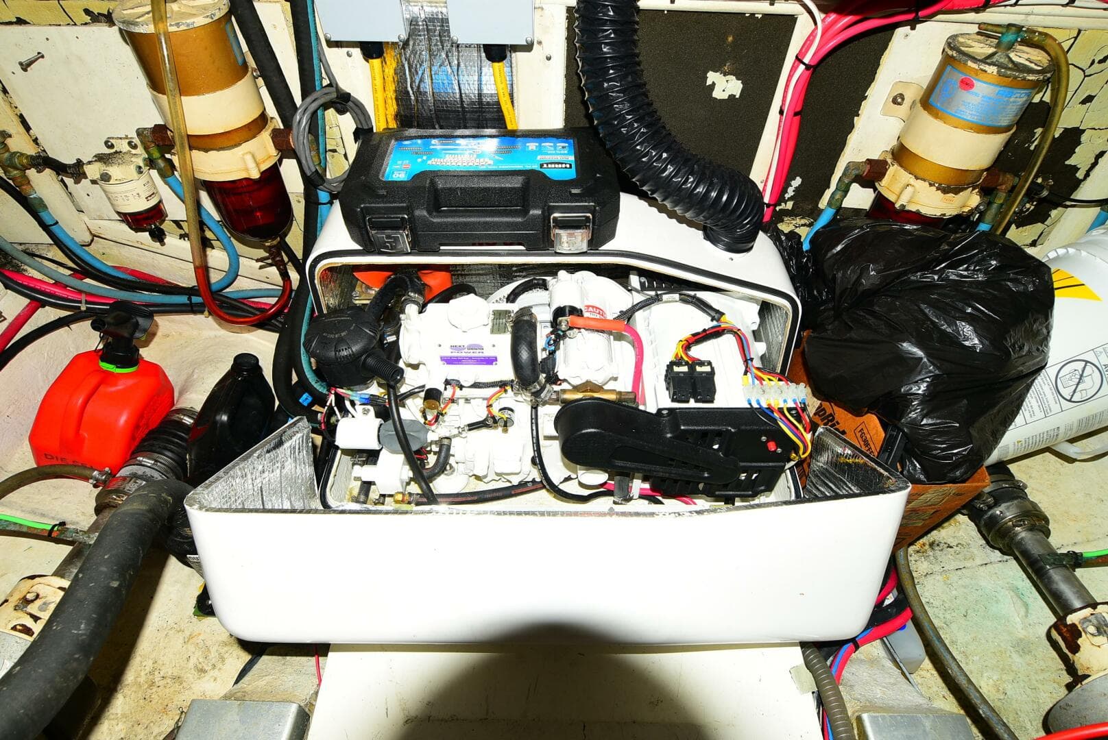 1994 Eastbay — photo 34