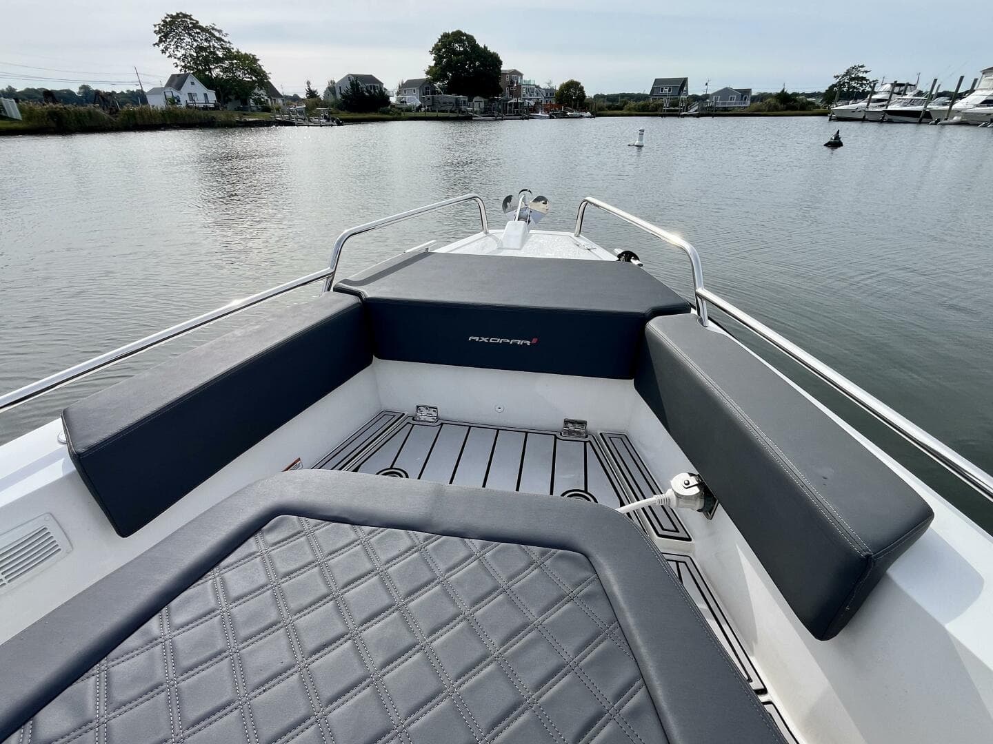 2018 Axopar 37 Sport Cabin R — photo 7