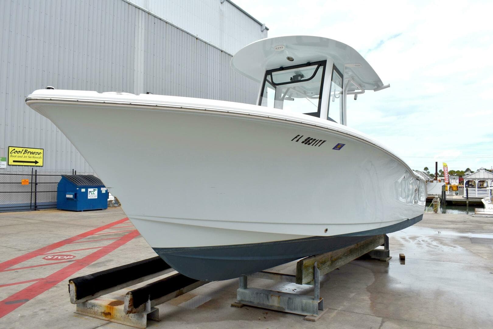 2023 Sea Hunt Ultra 255 SE — photo 5