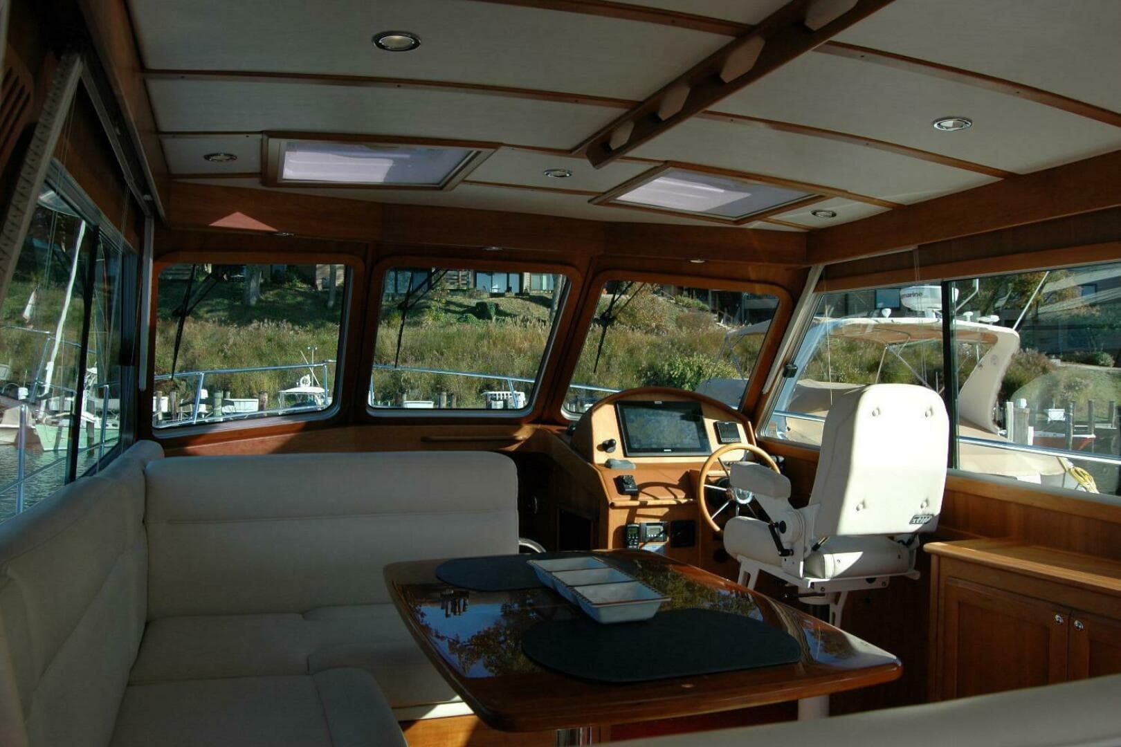 2019 Sabre 38 Salon Express — photo 51