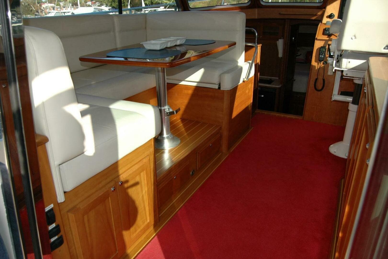 2019 Sabre 38 Salon Express — photo 55