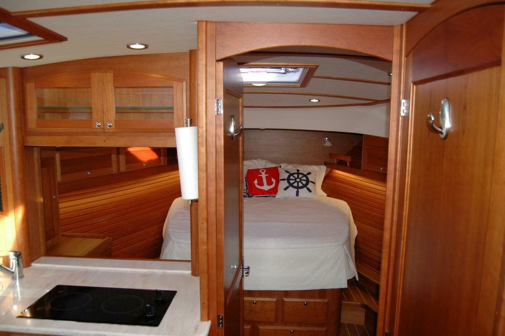 2019 Sabre 38 Salon Express — photo 107