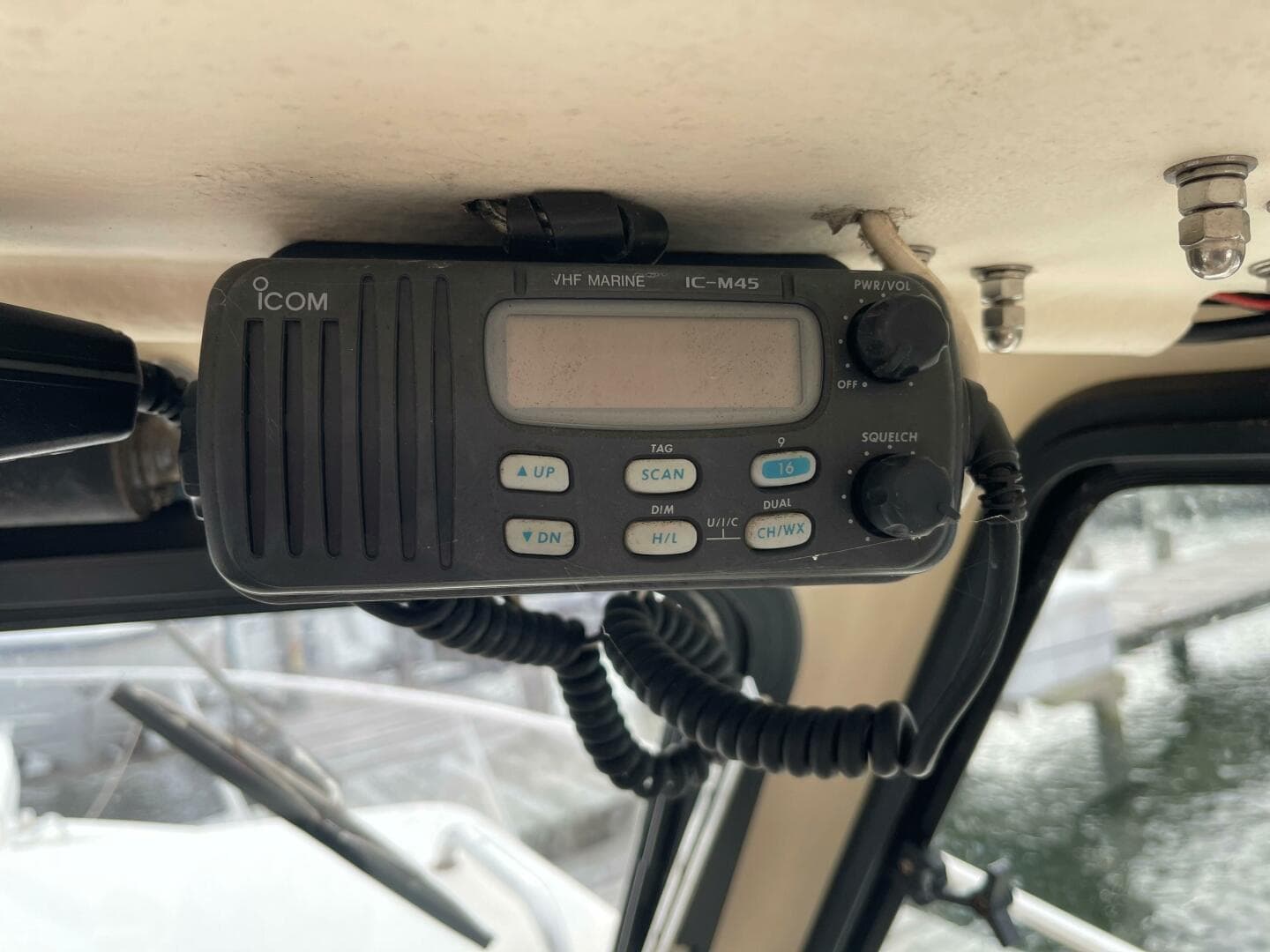 2001 Parker 2520 — photo 11