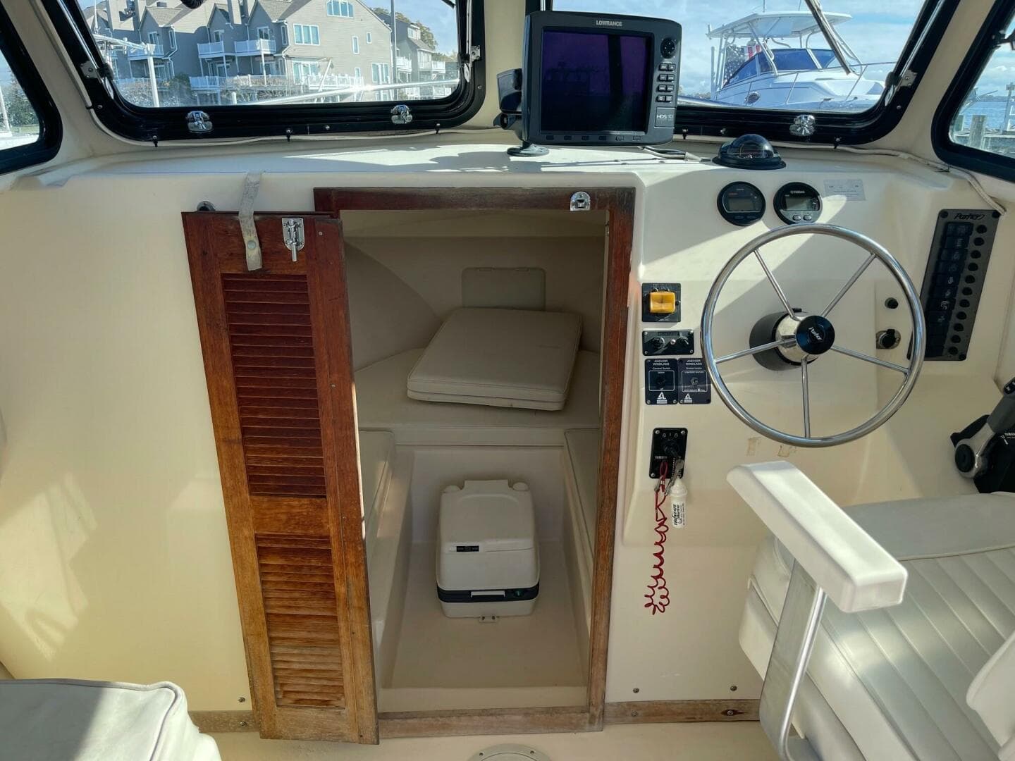 2001 Parker 2520 — photo 5