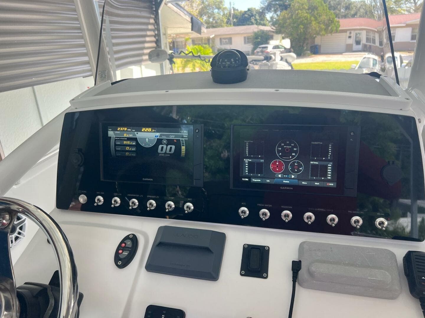 2021 Sportsman 232 Platinum Center Console — photo 32