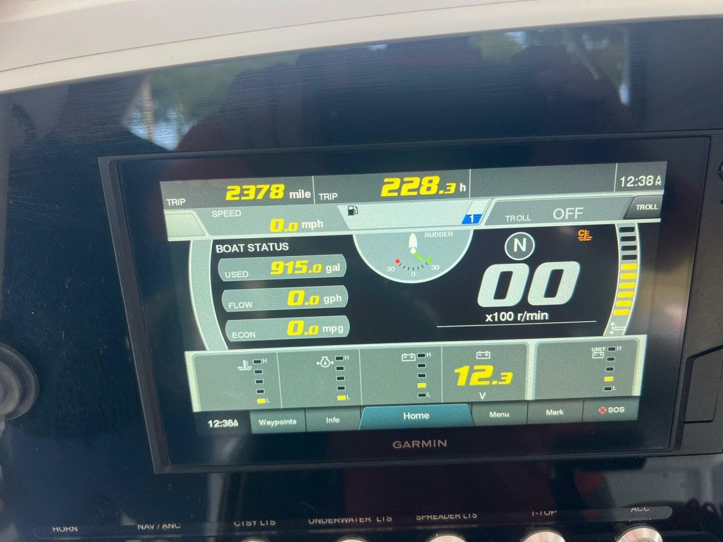 2021 Sportsman 232 Platinum Center Console — photo 21