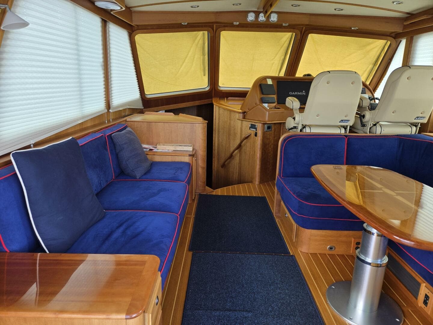 2017 Sabre 48 Flybridge — photo 25