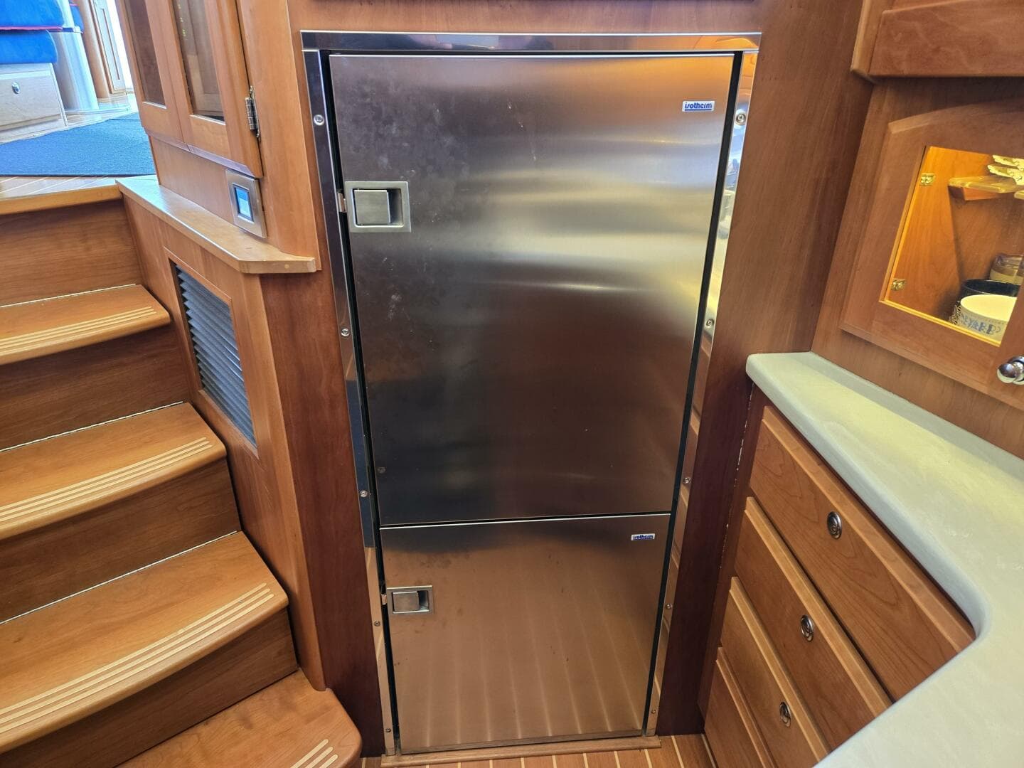 2017 Sabre 48 Flybridge — photo 53