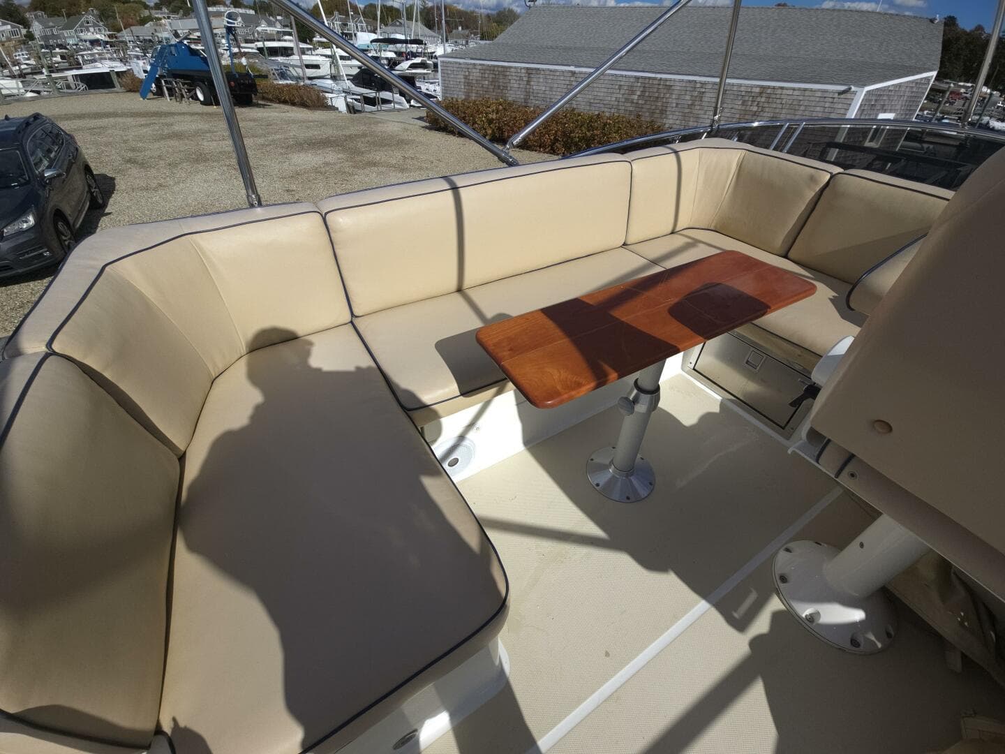 2017 Sabre 48 Flybridge — photo 19