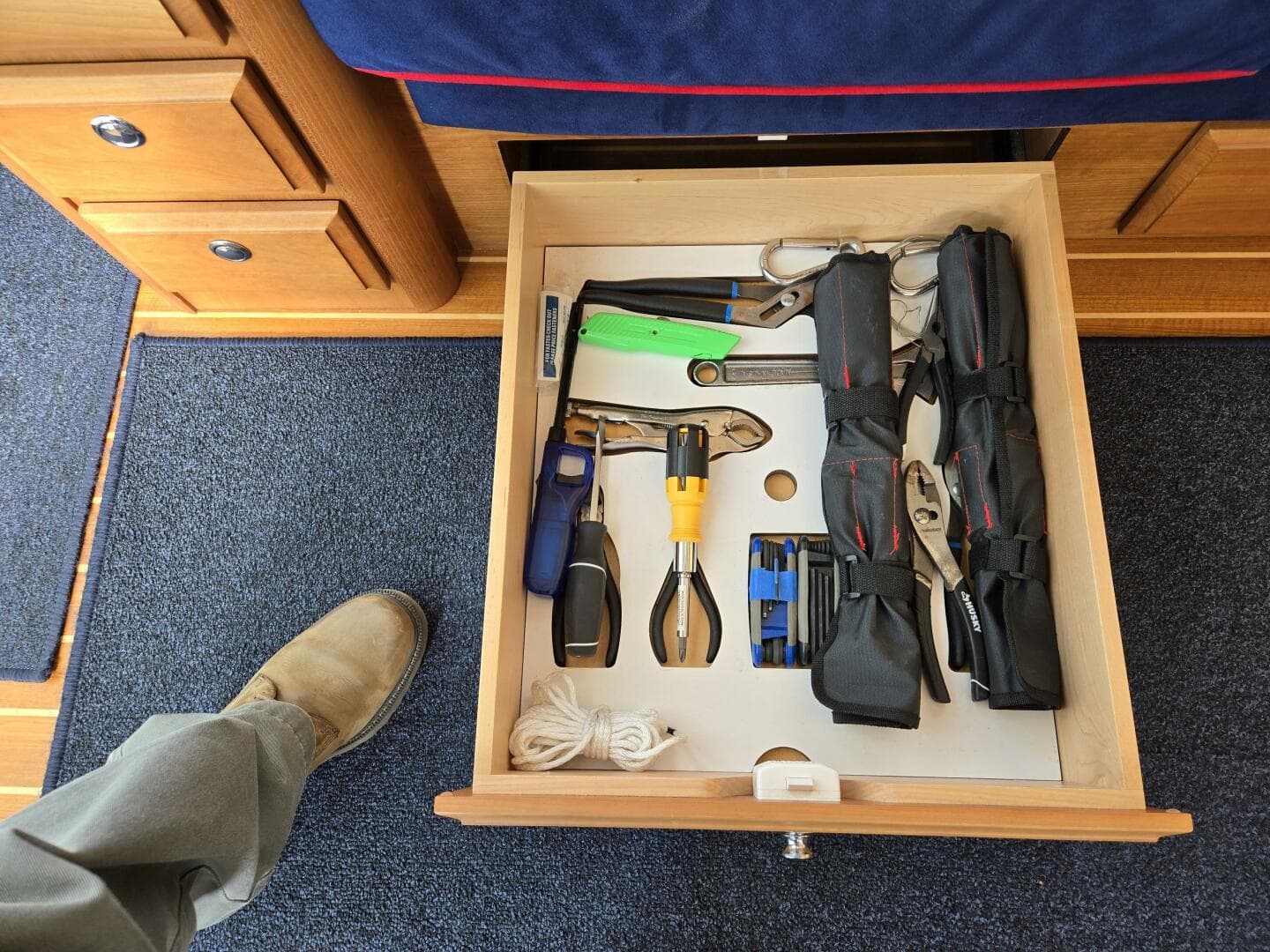 2017 Sabre 48 Flybridge — photo 34