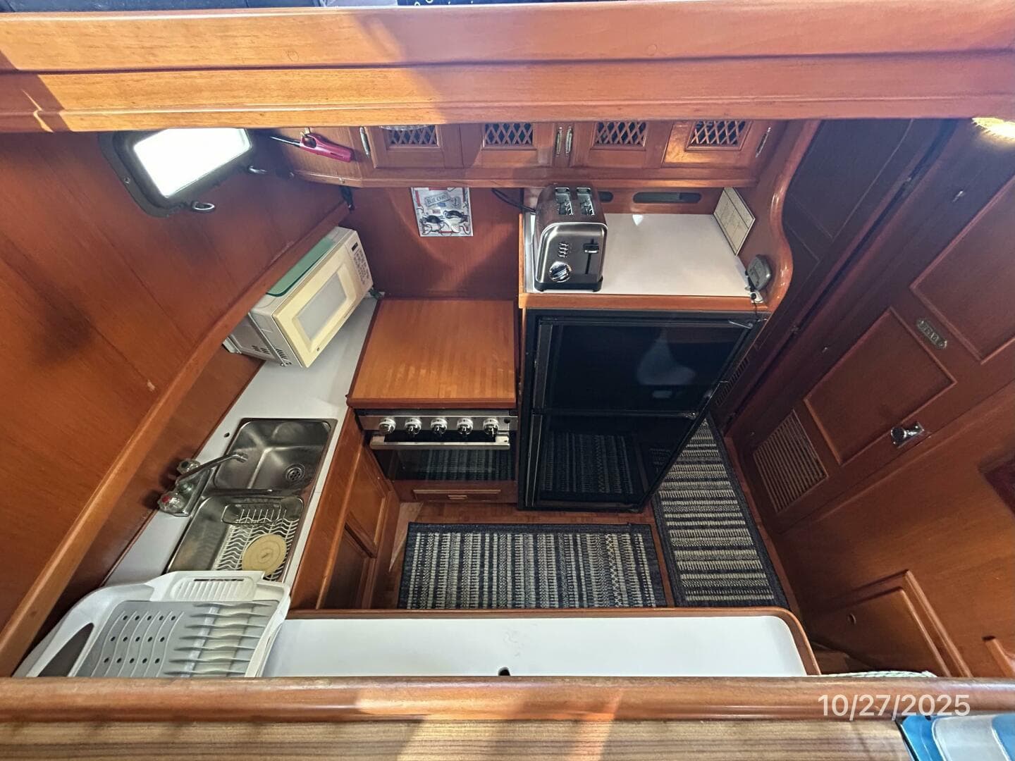 1989 Marine Trader 38 Double Cabin — photo 44