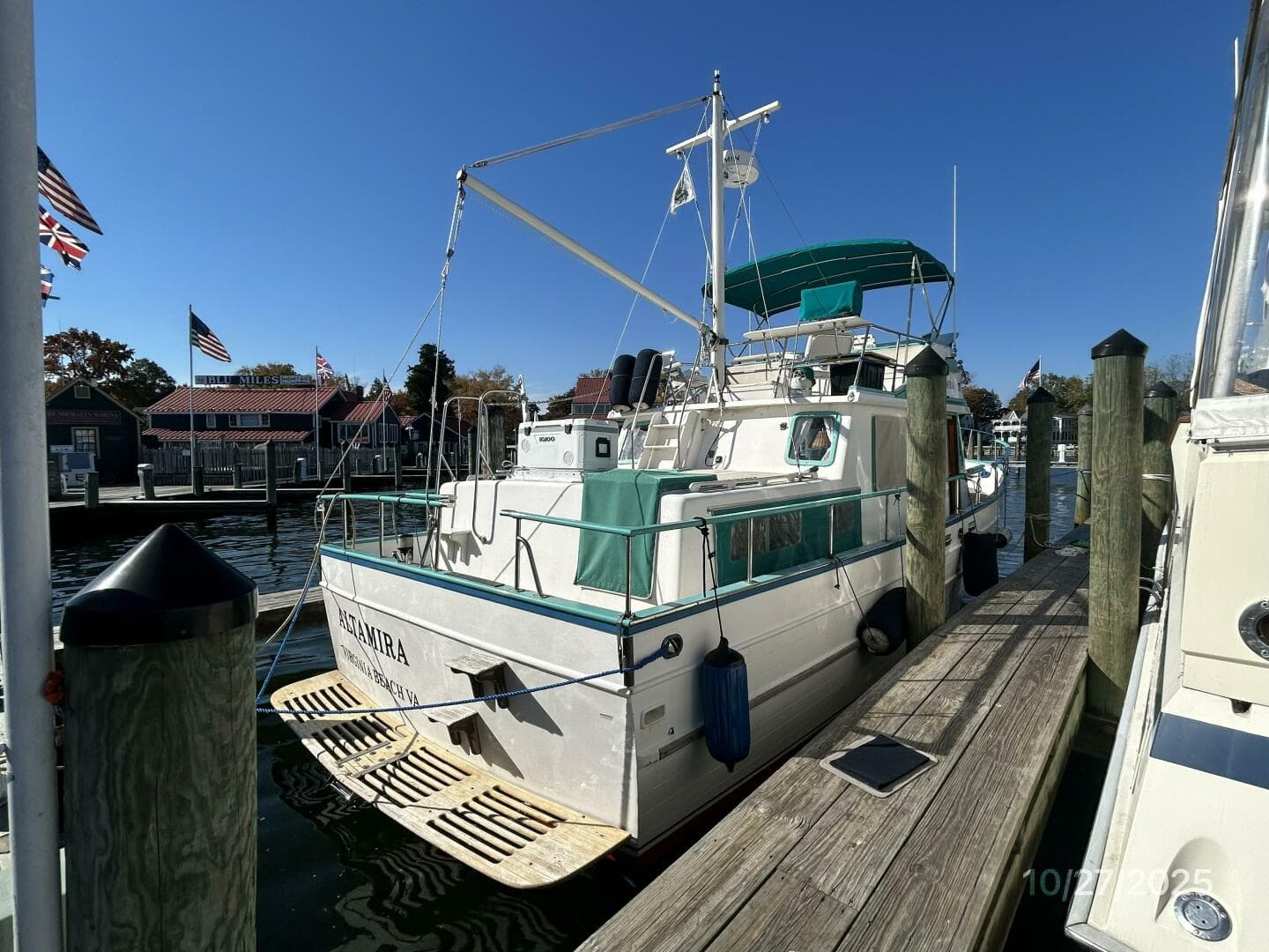 1989 Marine Trader 38 Double Cabin — photo 5