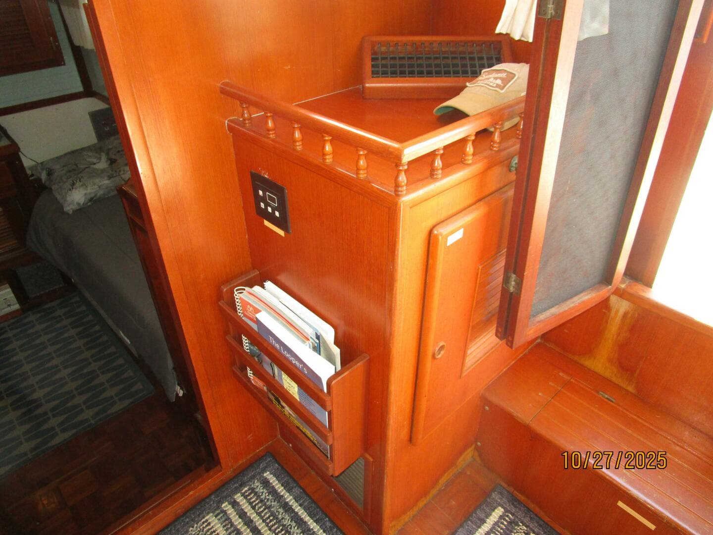 1989 Marine Trader 38 Double Cabin — photo 38