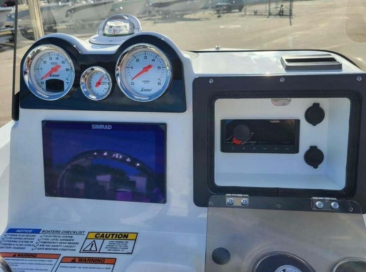 2025 Nauticstar 191 Hybrid — photo 11