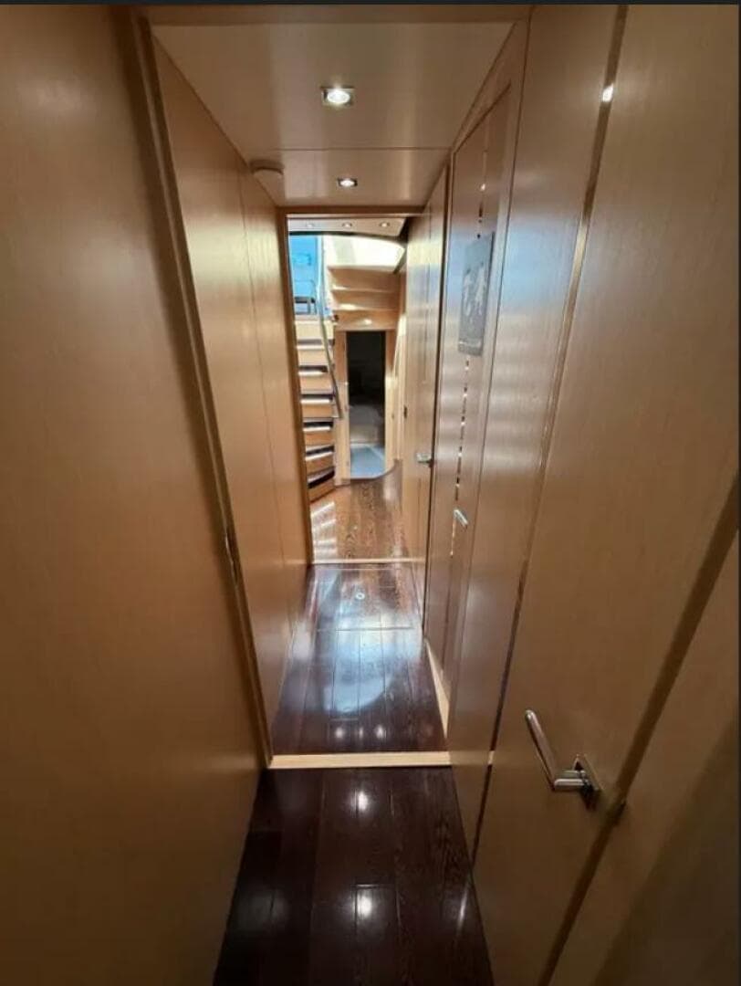 2017 Sunseeker Predator 68 — photo 31