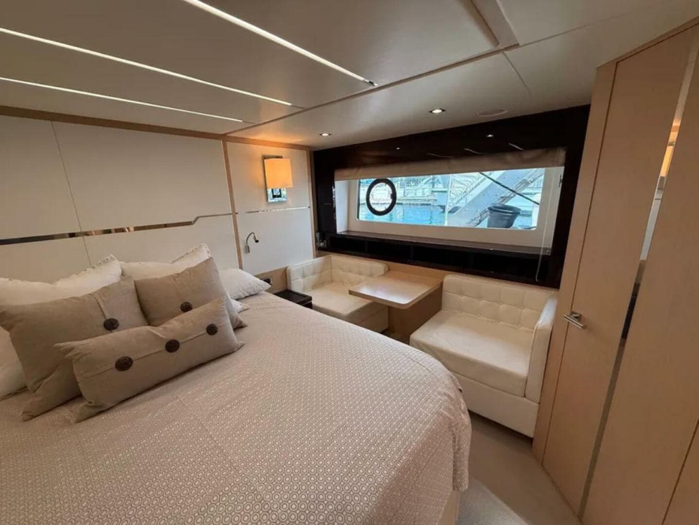 2017 Sunseeker Predator 68 — photo 23