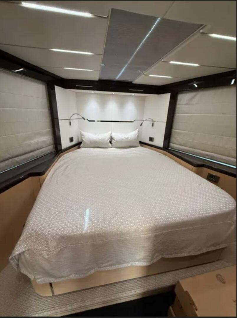 2017 Sunseeker Predator 68 — photo 26