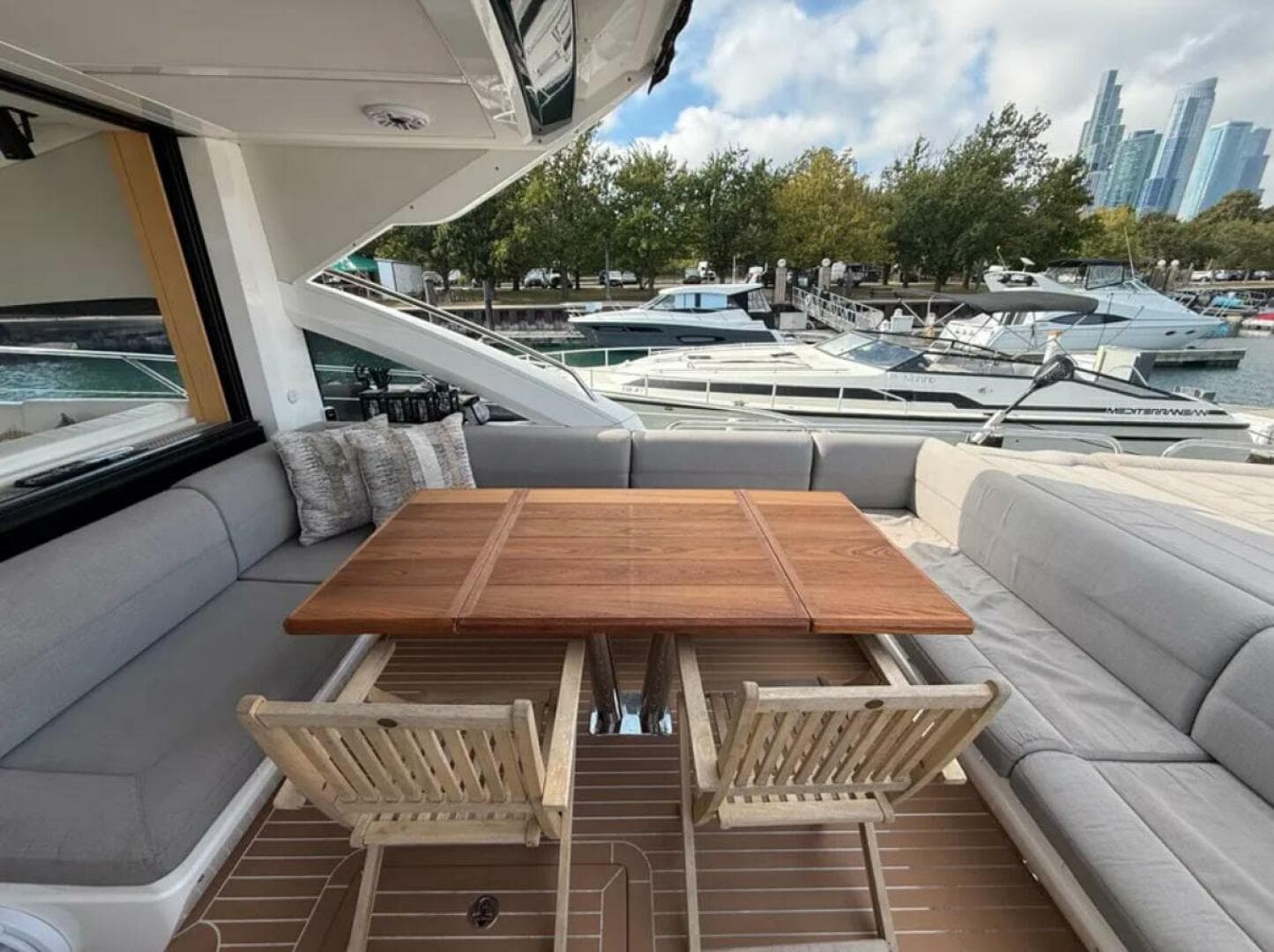 2017 Sunseeker Predator 68 — photo 14