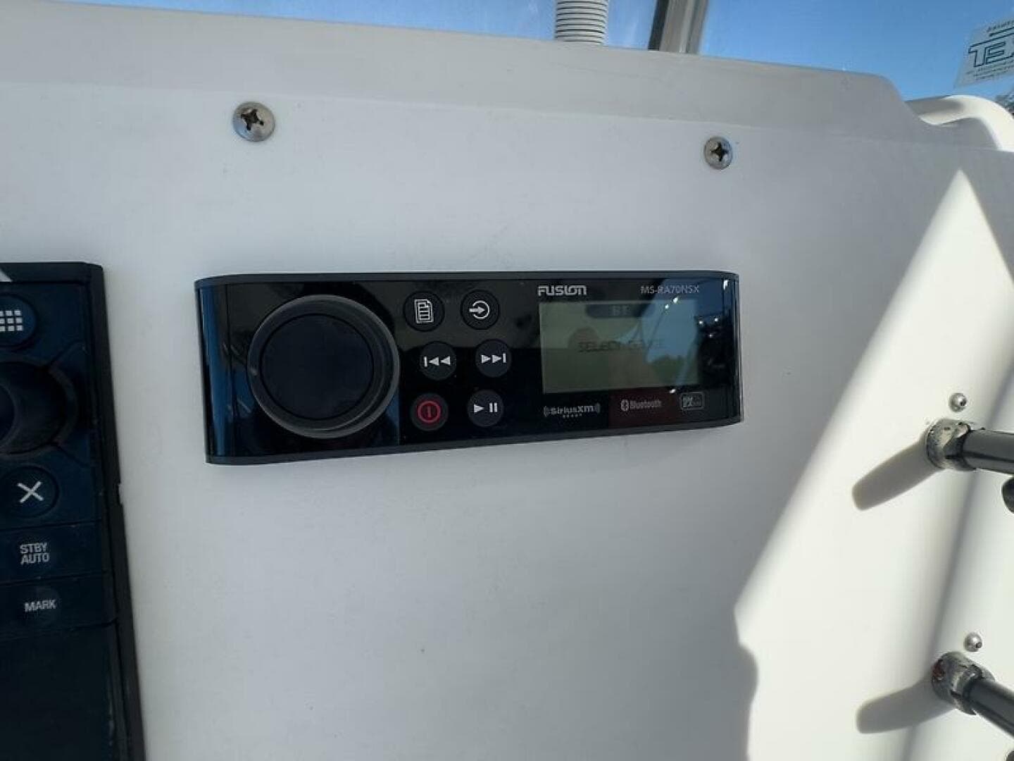 2006 Century 2901 — photo 15