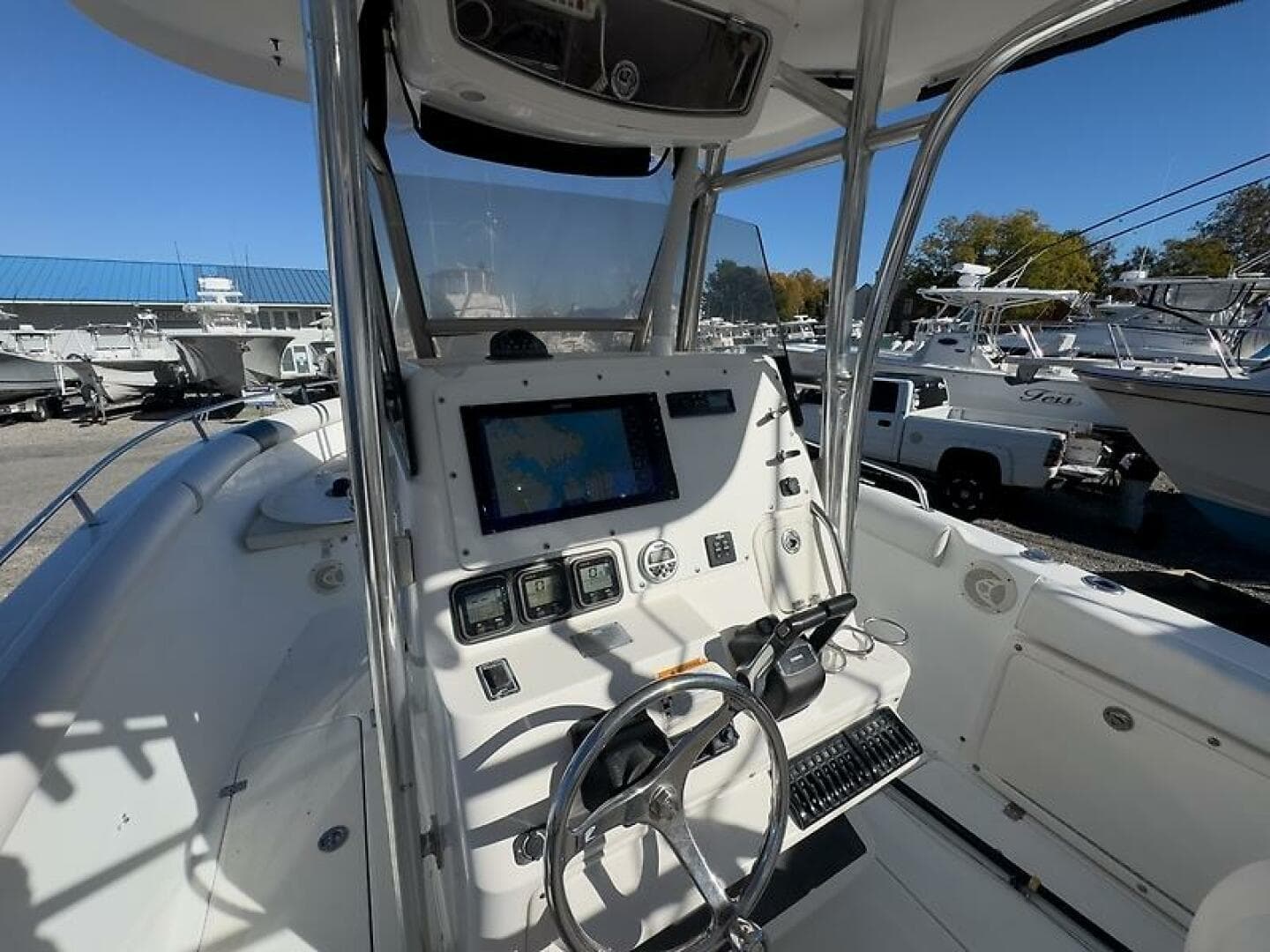 2006 Century 2901 — photo 16