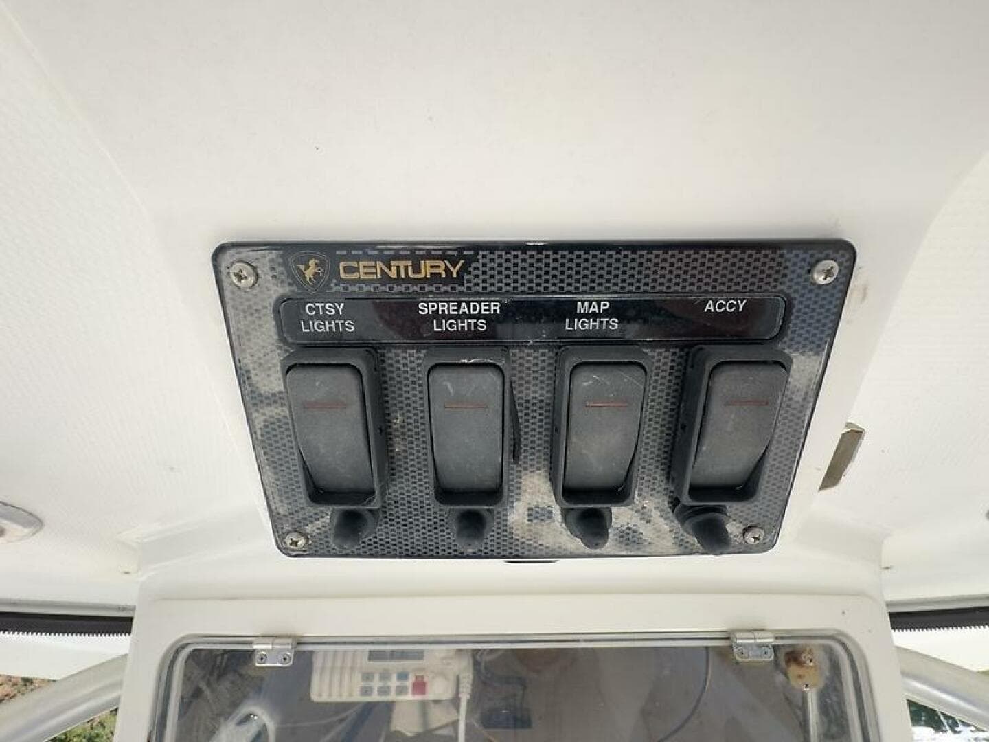 2006 Century 2901 — photo 19