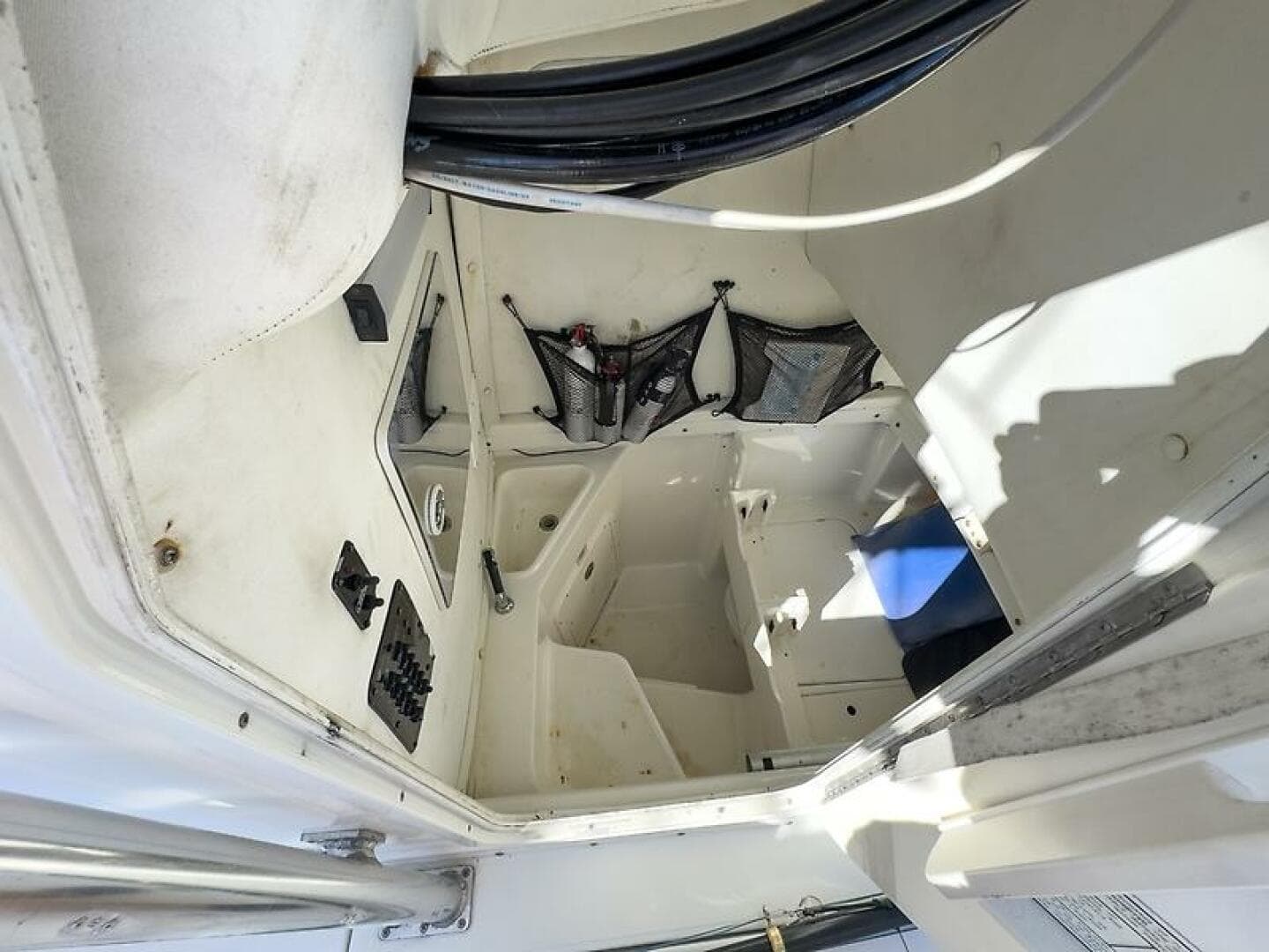 2006 Century 2901 — photo 25