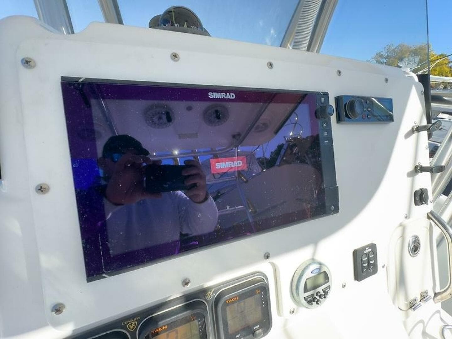 2006 Century 2901 — photo 6