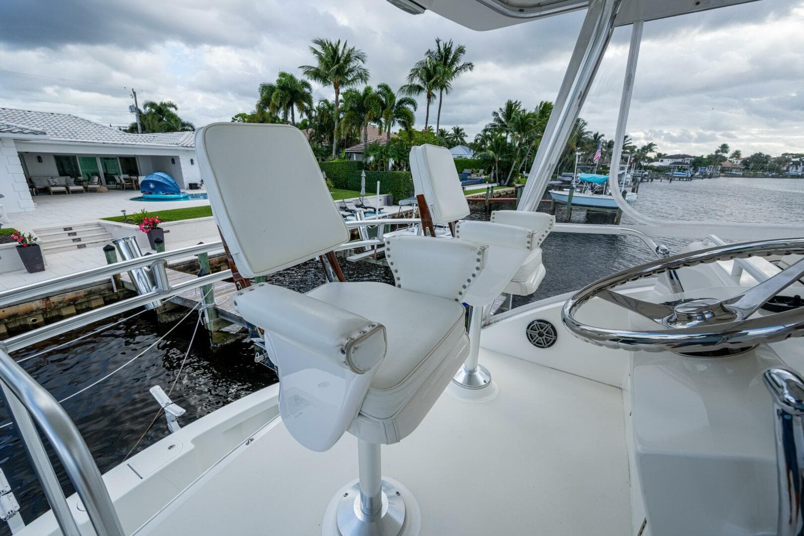 2004 Egg Harbor 43 Sport Fisherman — photo 8