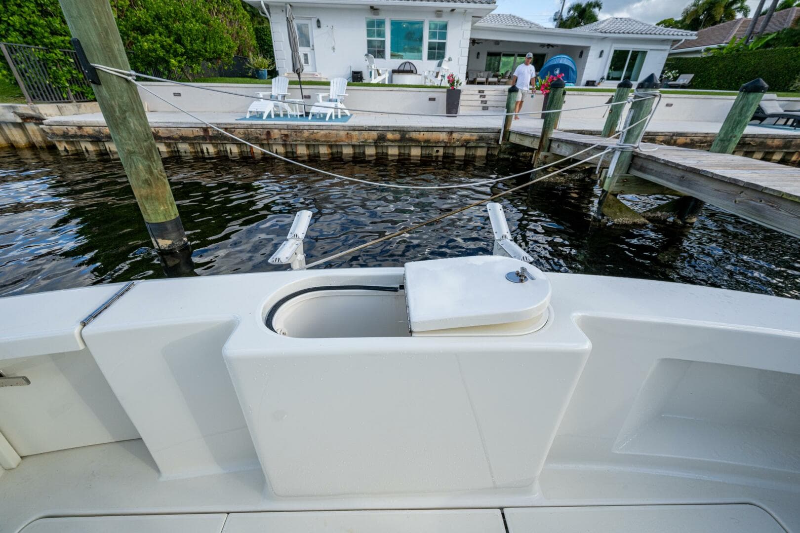 2004 Egg Harbor 43 Sport Fisherman — photo 12