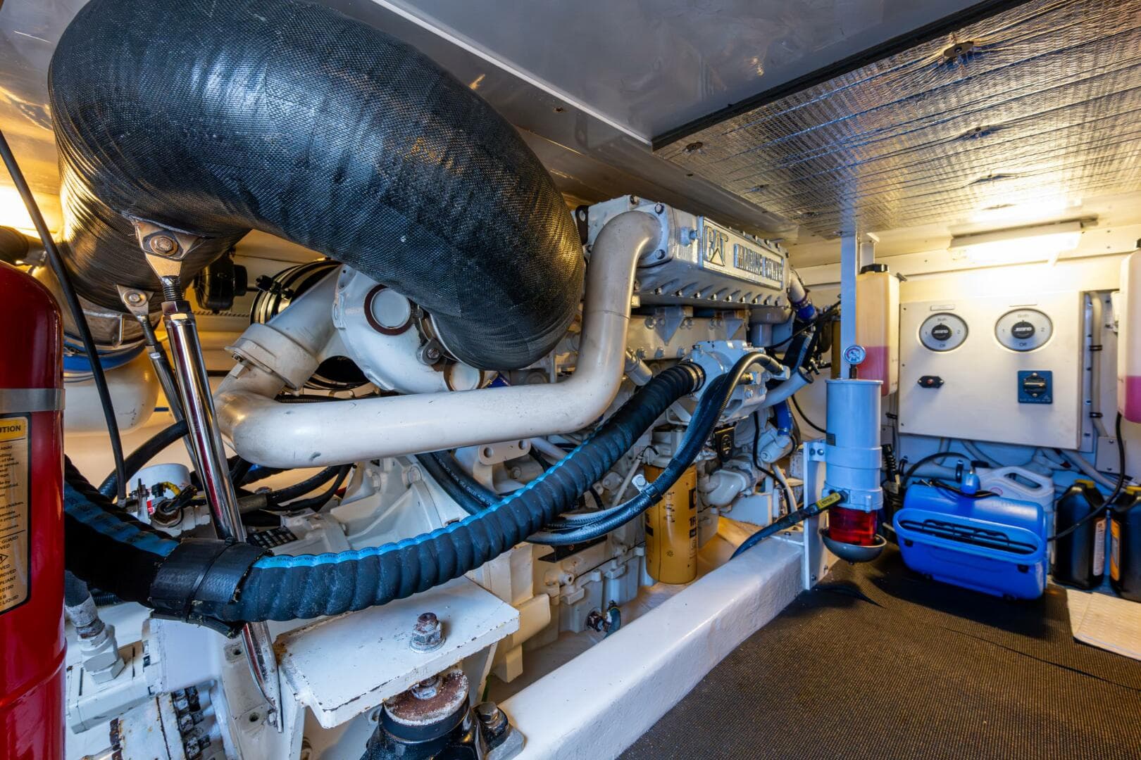 2004 Egg Harbor 43 Sport Fisherman — photo 16