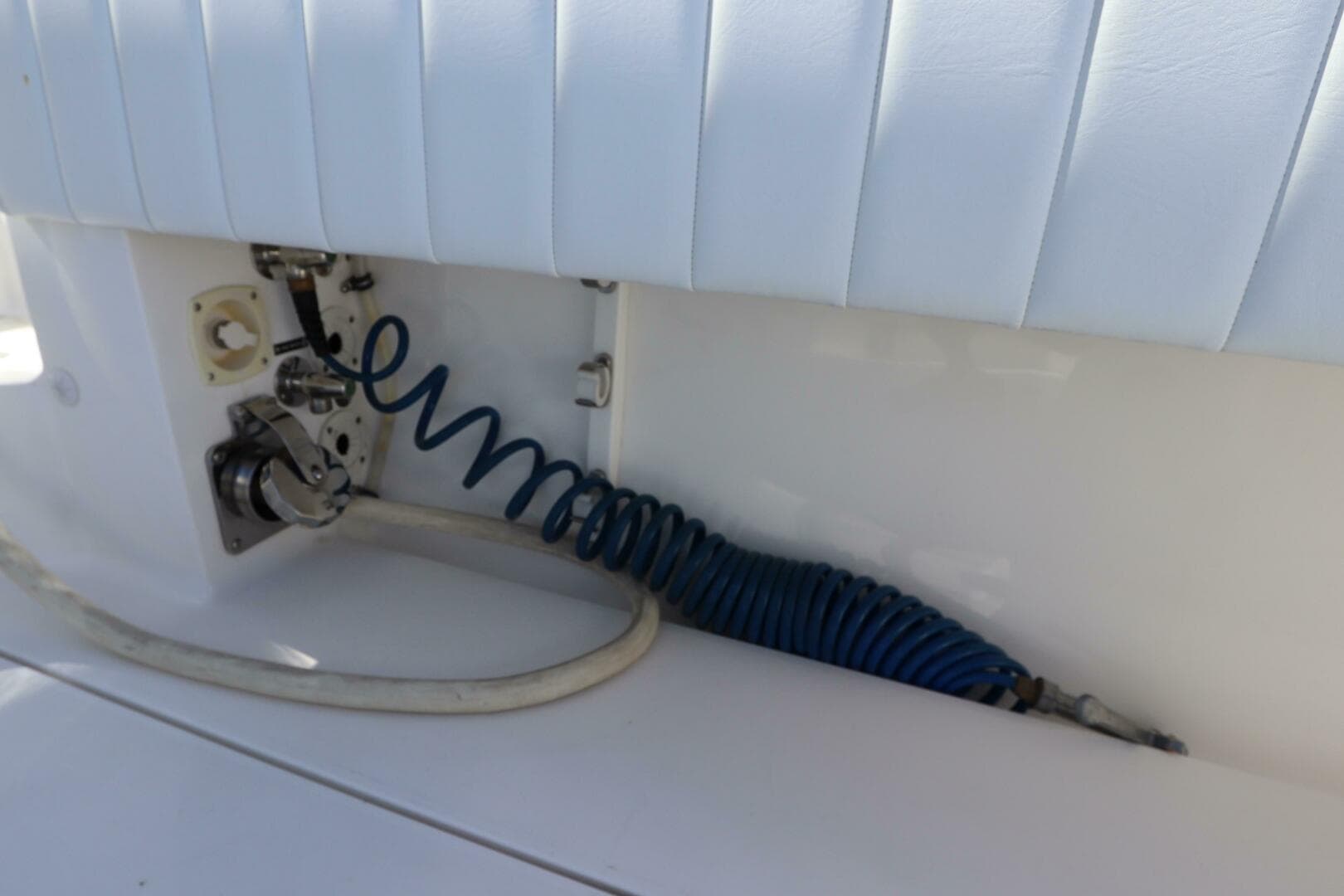 2012 Intrepid 430 Sport Yacht — photo 23