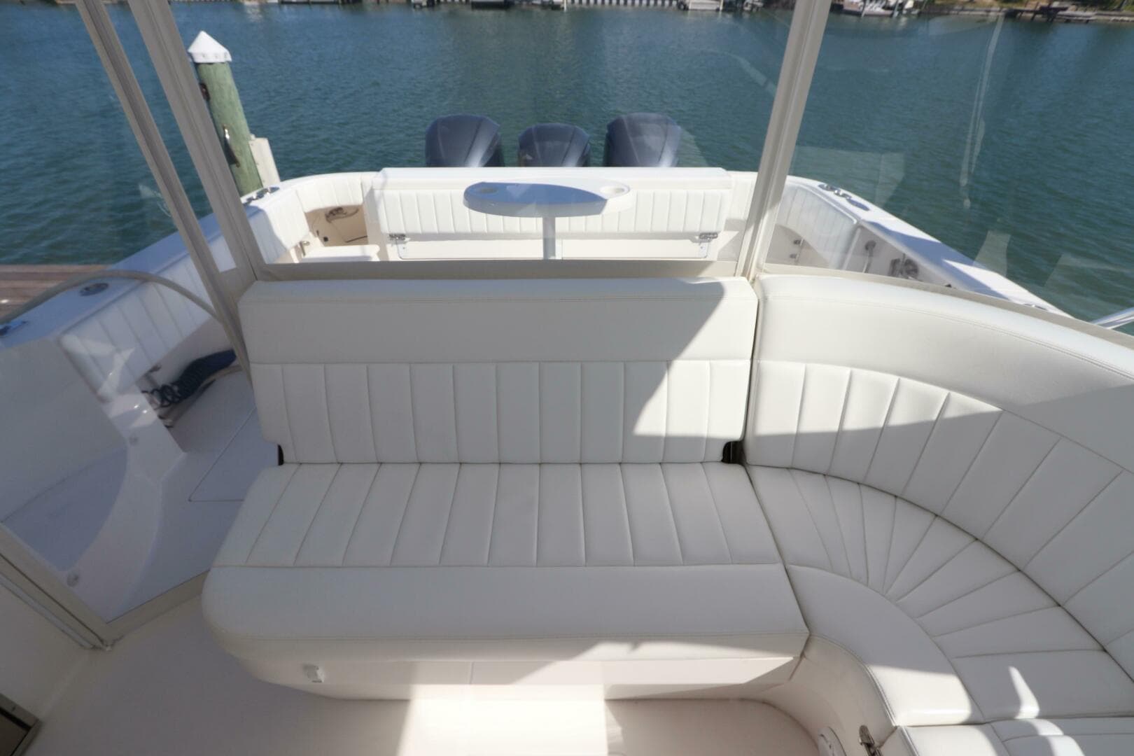 2012 Intrepid 430 Sport Yacht — photo 29