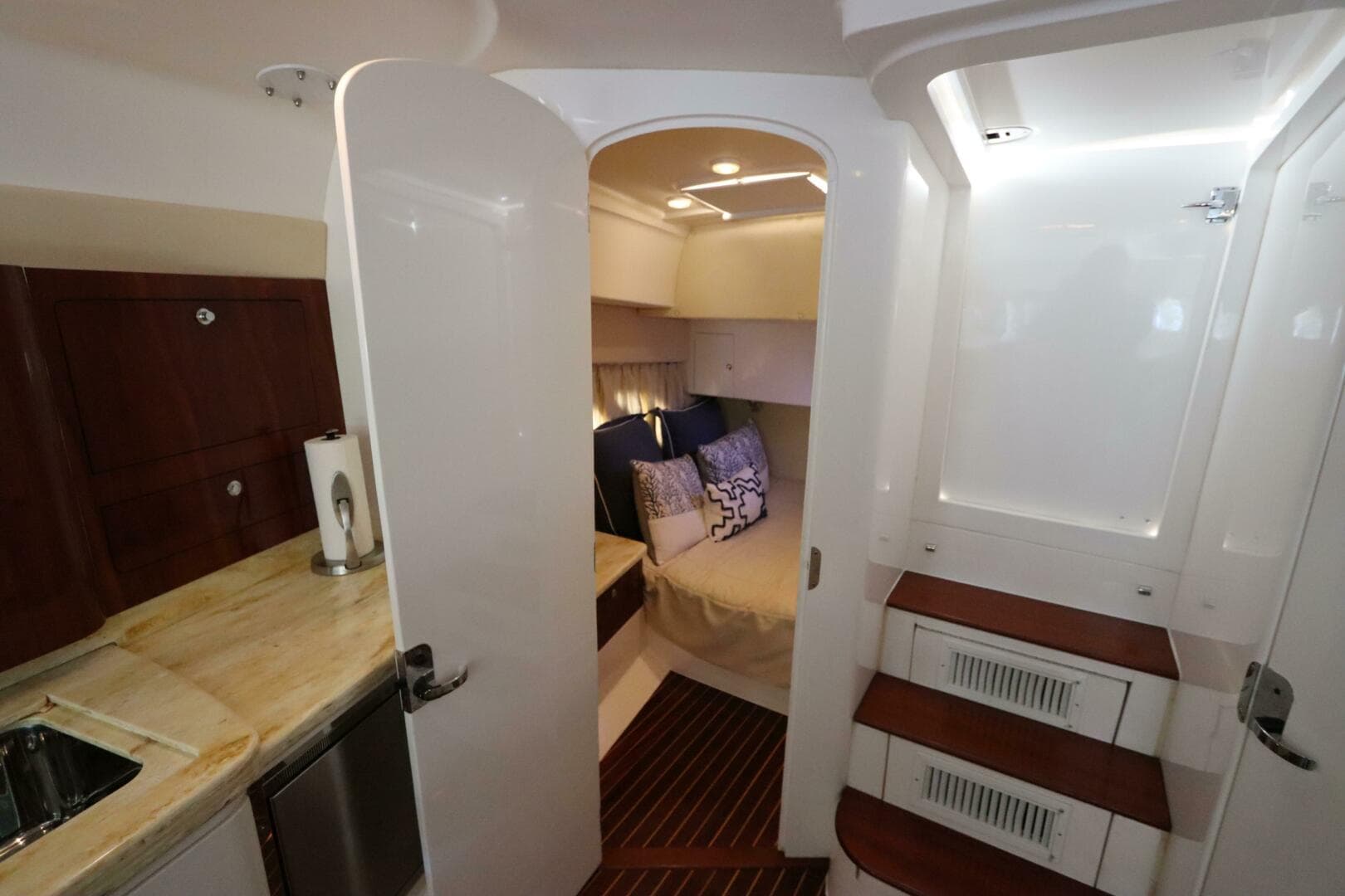 2012 Intrepid 430 Sport Yacht — photo 52