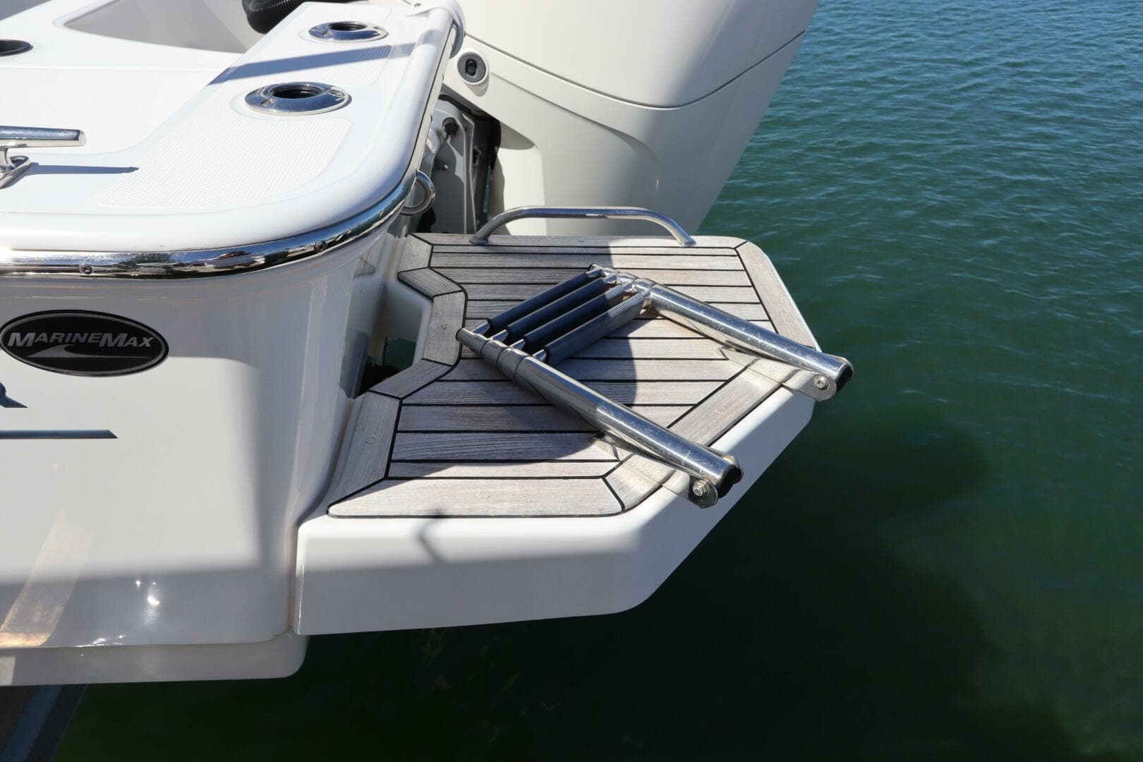 2019 Boston Whaler 210 Montauk — photo 6