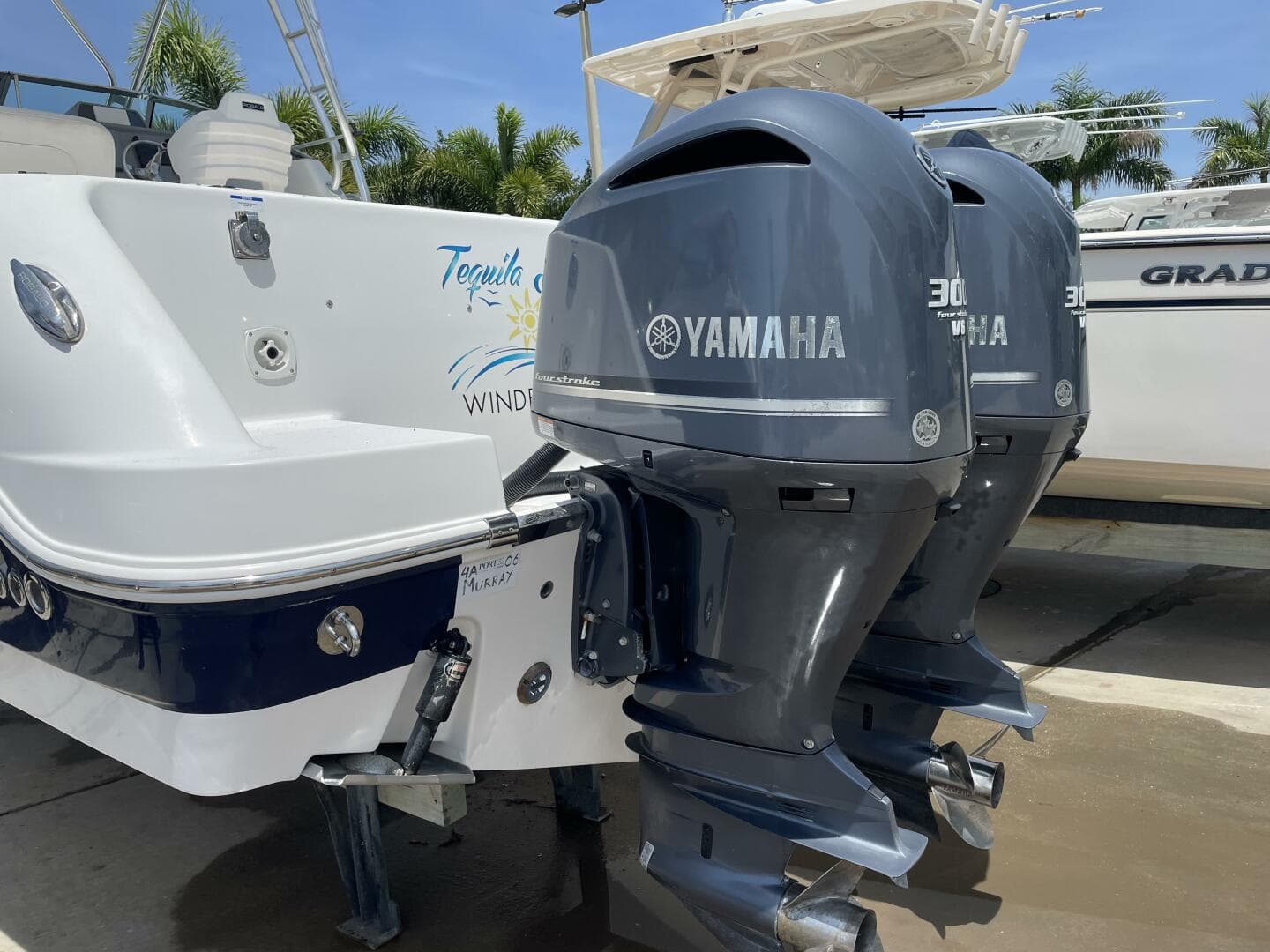 2013 Robalo R305 Walkaround — photo 4